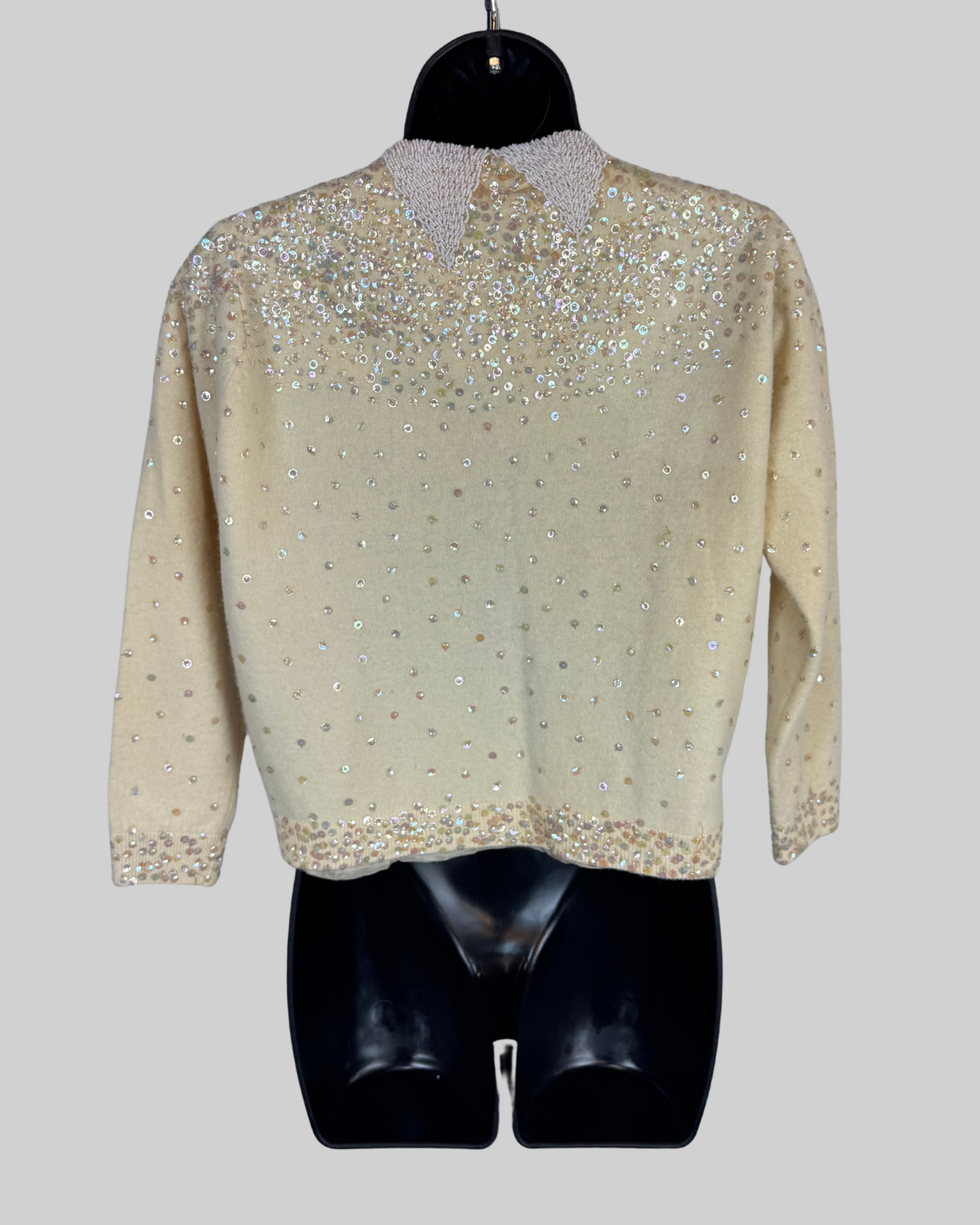 Devi's Cashmere Cream White Beaded & Sequin Clasp Down Long Sleeve Cardigan Sweater