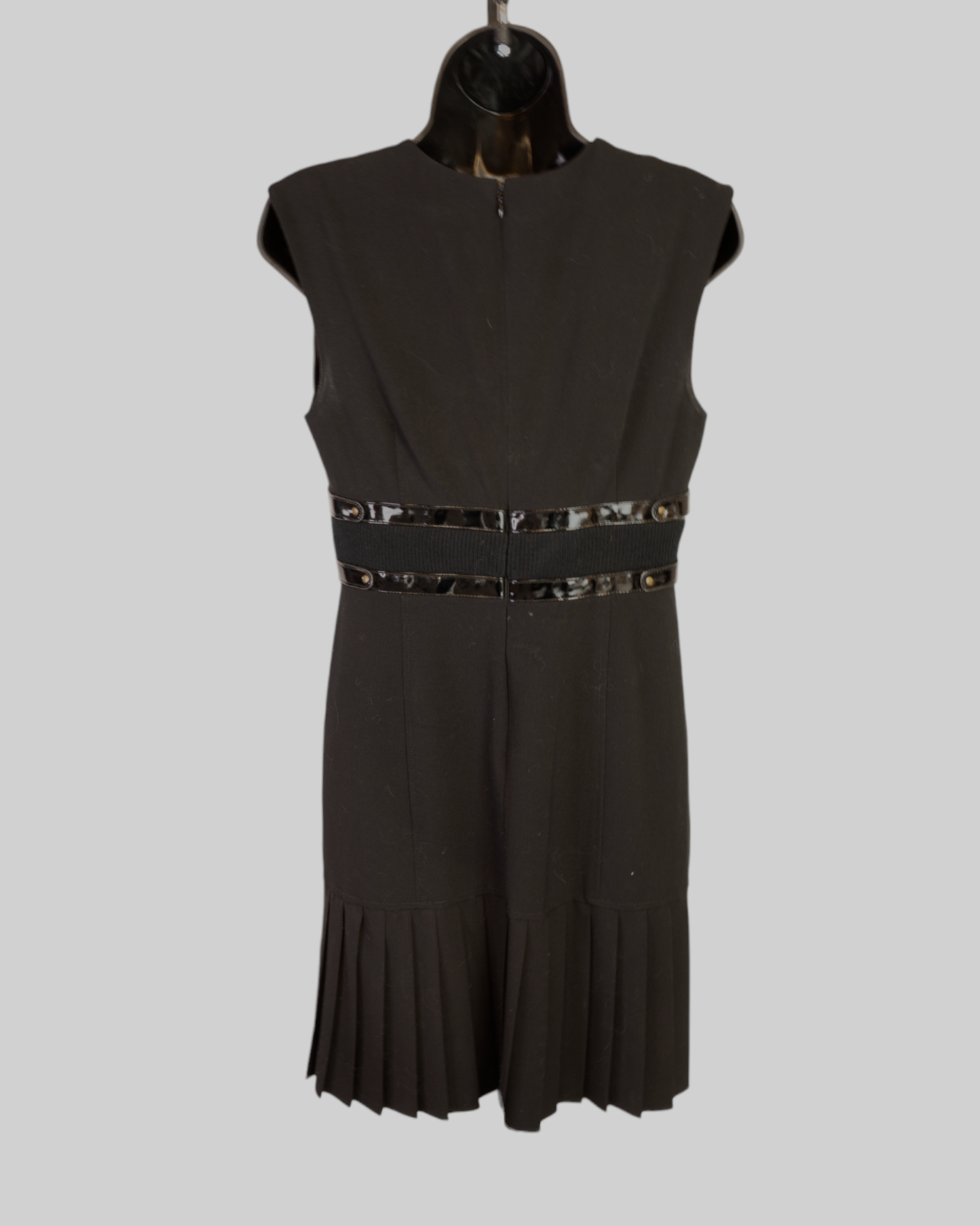 Tracy Reese Black Sleeveless Double Buckle Pleated Hem Knee-Length Dress