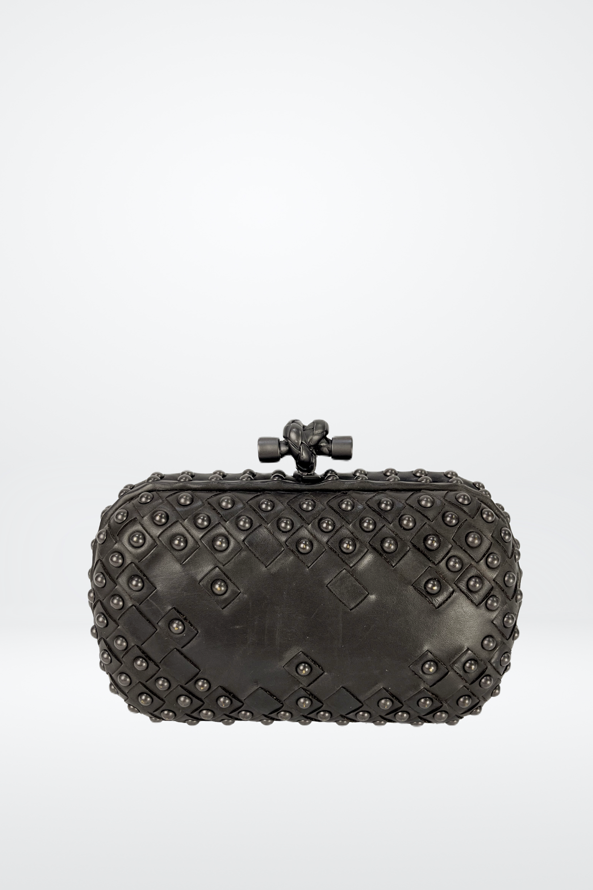 Make a Statement with the Bottega Veneta Studded Leather Knot Clutch –  Kit's Boutique