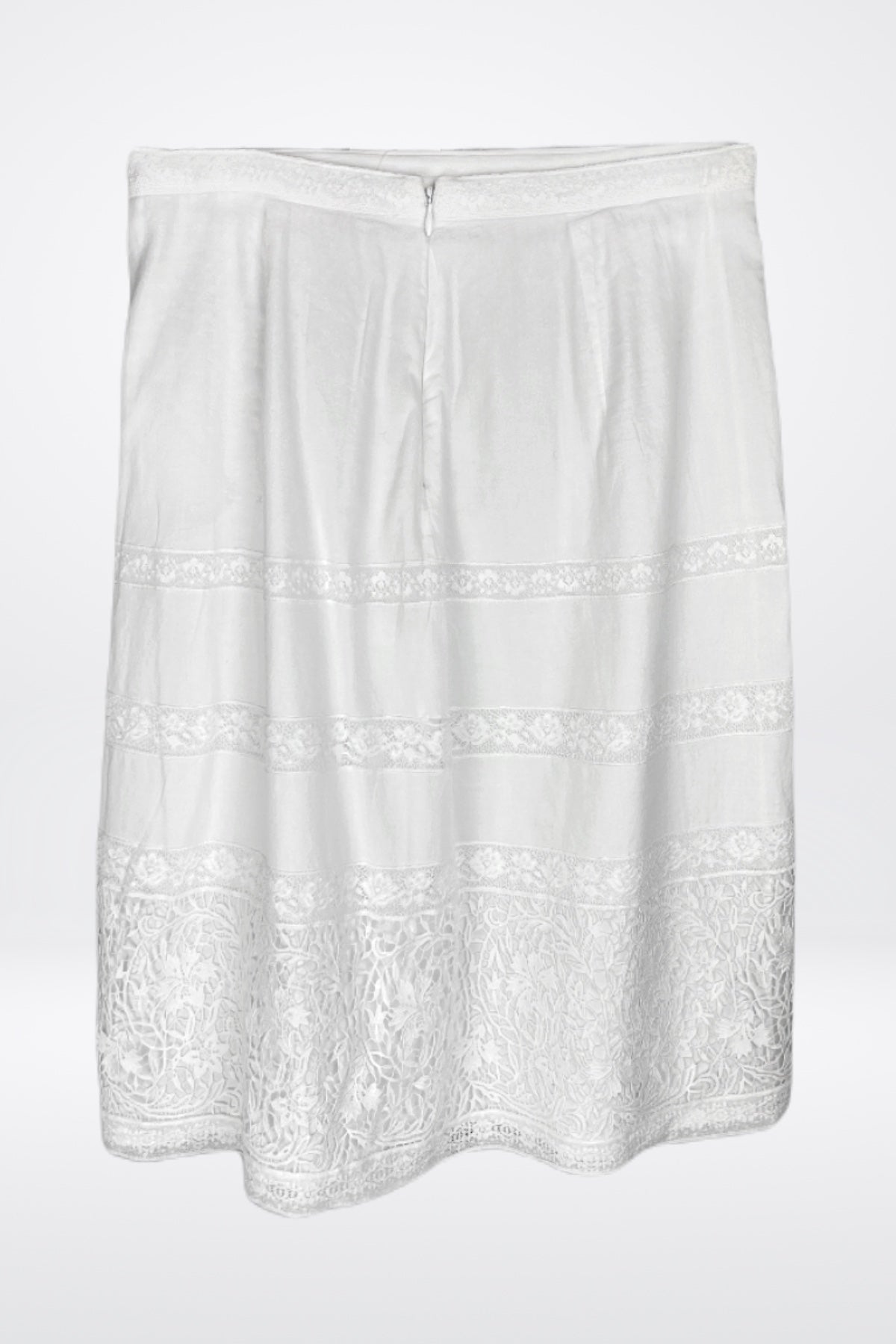 Burberry Lace Trim Embellishment Knee-Length Skirt