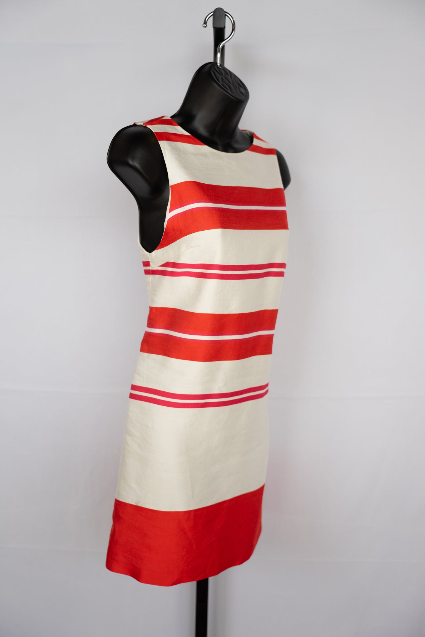 Alice + Olivia White Pink & Red Stripe High-Neck Sleeveless Knee-Length Dress