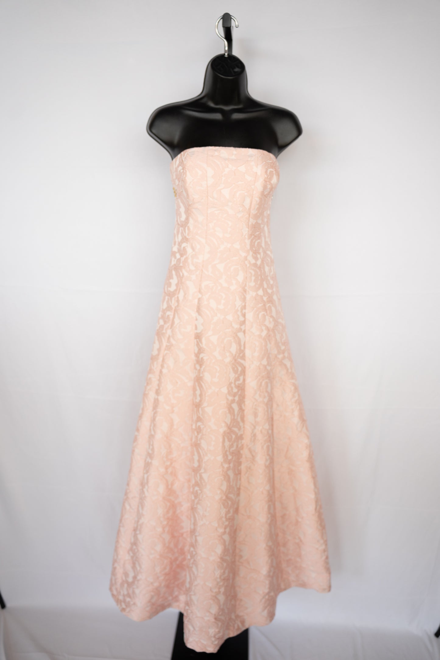 Lauren Ralph Lauren Pale Pink Embroidered Lace Print Strapless Gown