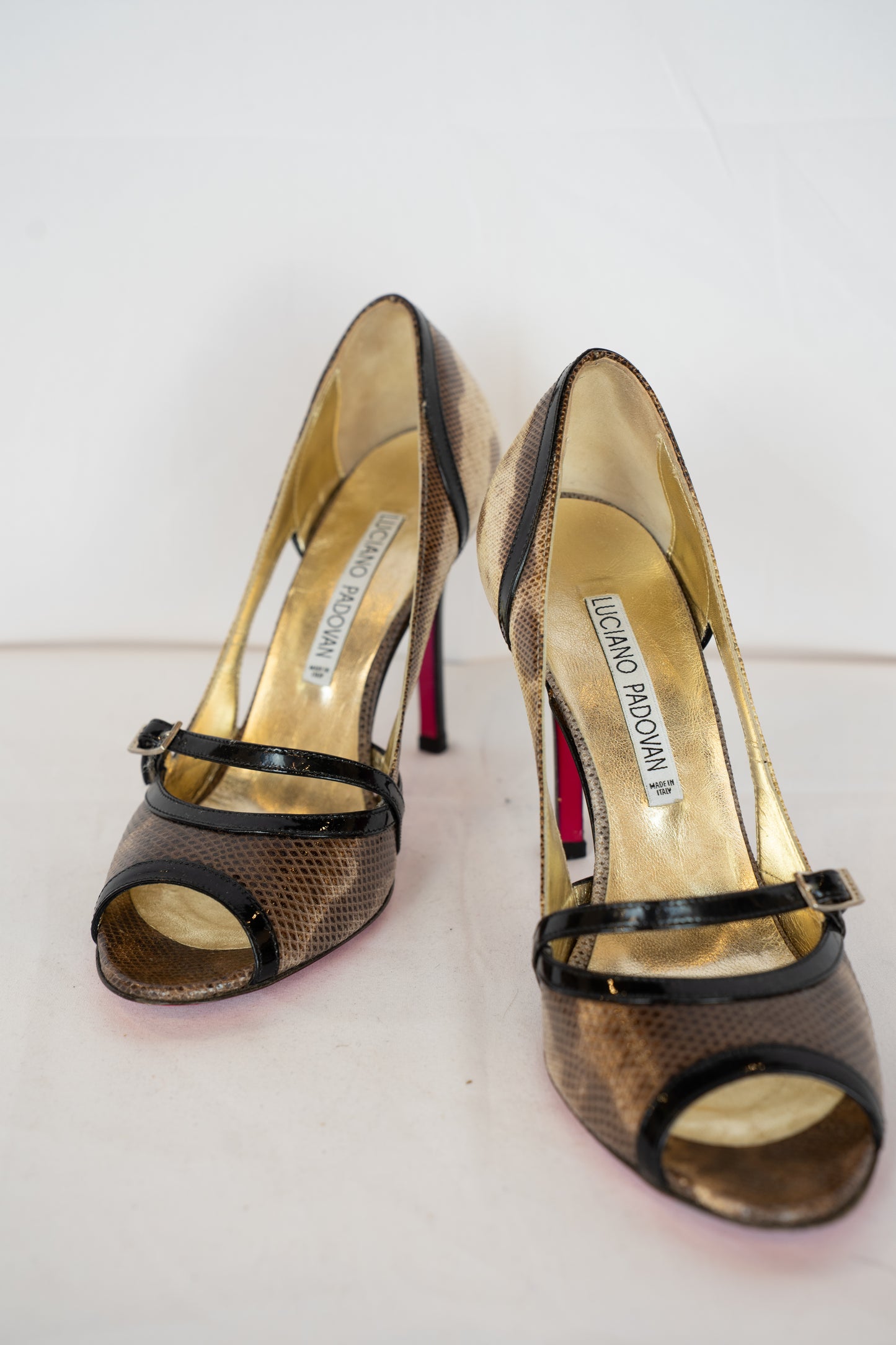 Luciano Padovan Ombre Brown Snakeskin Peep Toe Buckle Strap Pumps w Black Trim