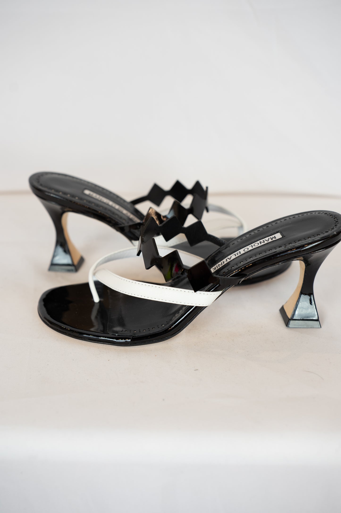 DUSTBAG - Manolo Blahnik Black & White Strappy Heeled Sandals