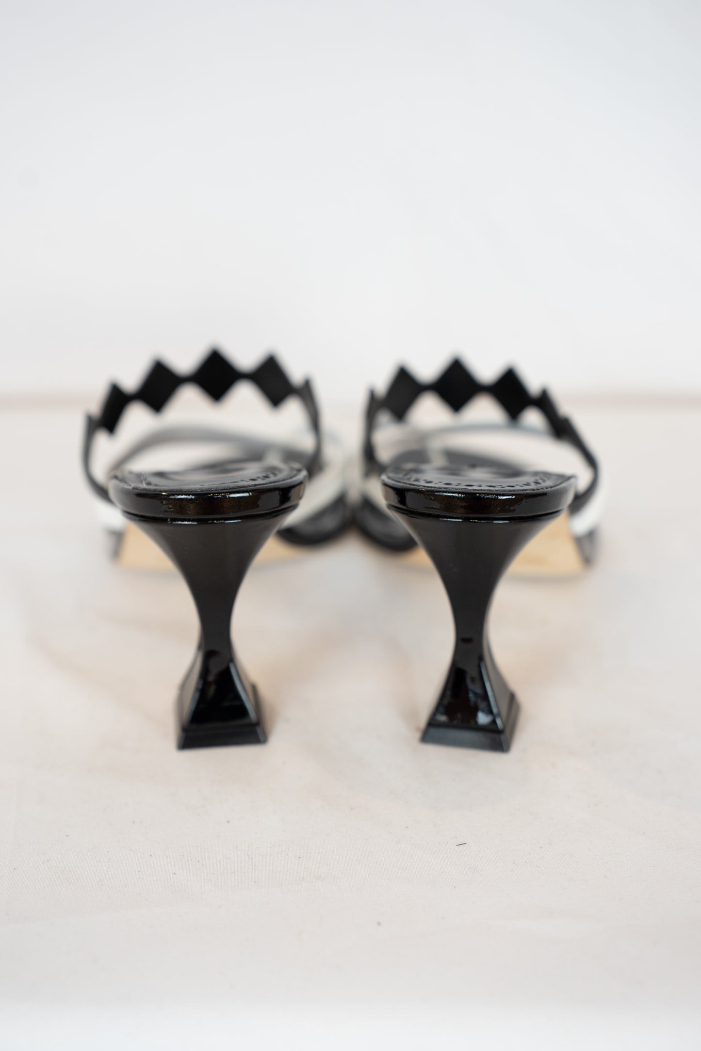 DUSTBAG - Manolo Blahnik Black & White Strappy Heeled Sandals