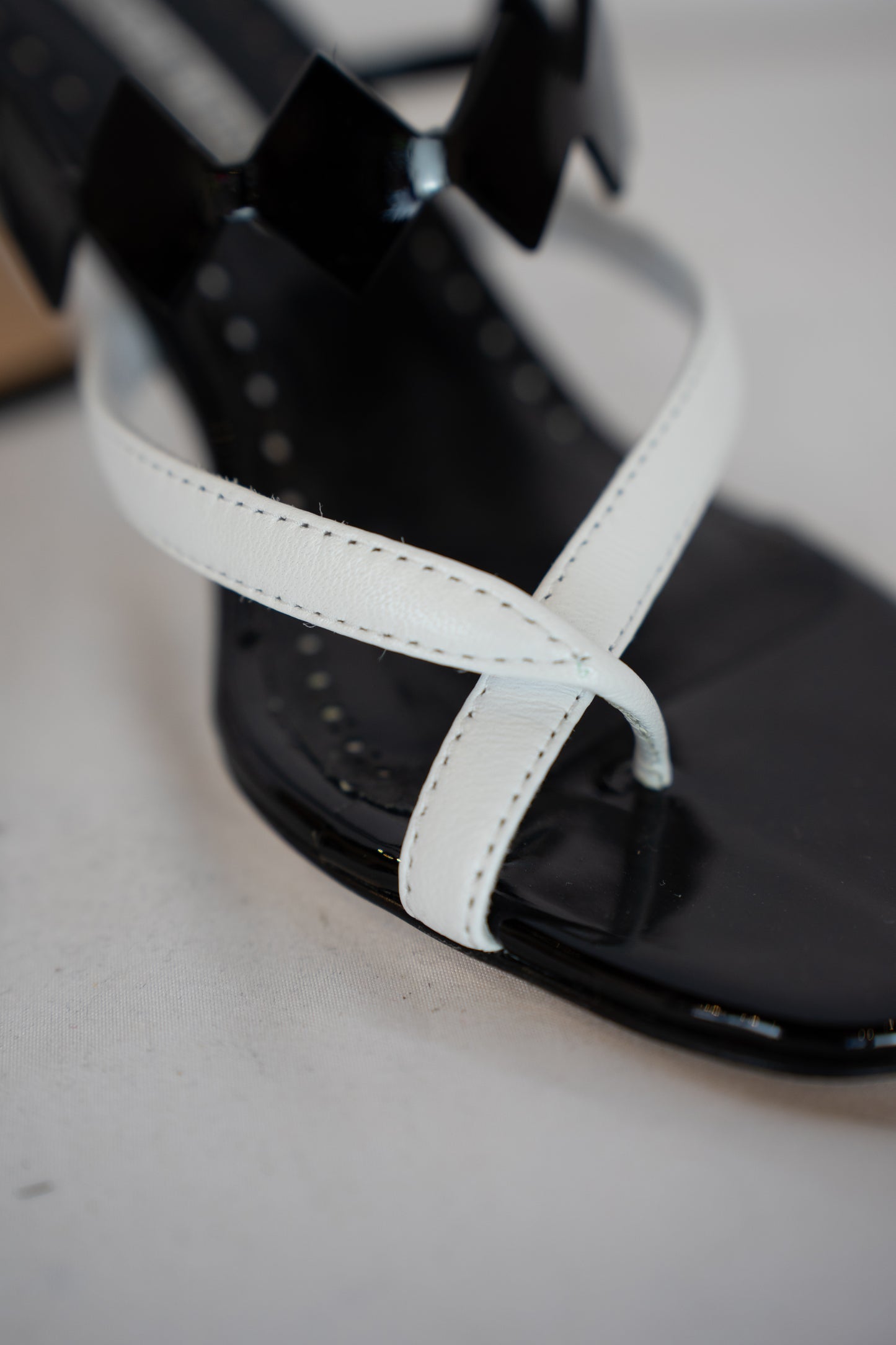 DUSTBAG - Manolo Blahnik Black & White Strappy Heeled Sandals