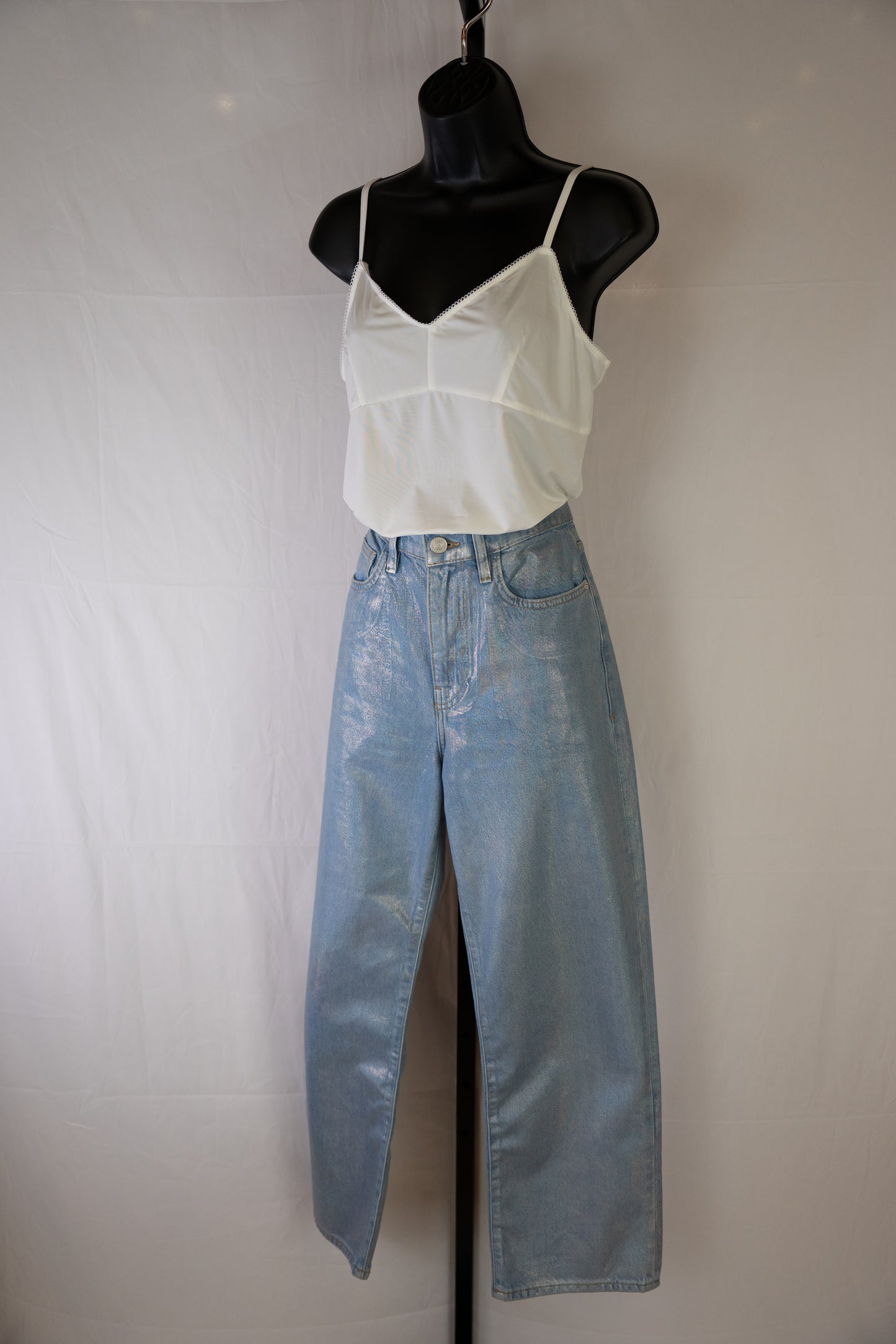 Frame Light Denim Le Jane Crop Metallic Wax Jeans