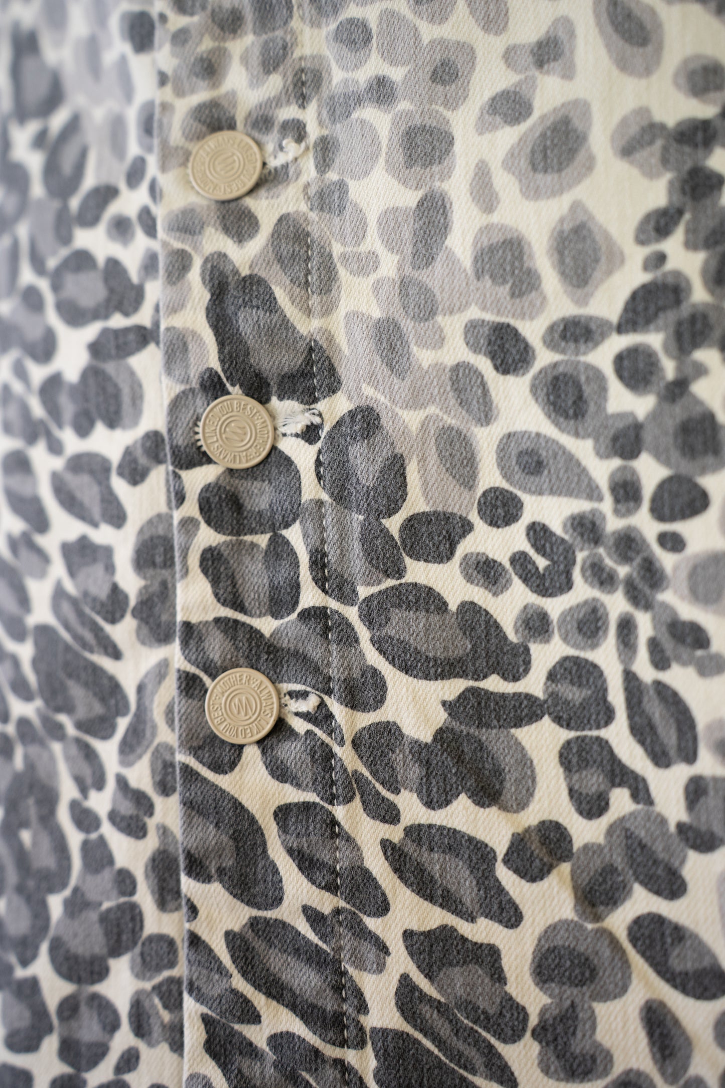 Mother Denim Grey & White Leopard Print High-Waist Button Down Knee-Length Skirt NWT