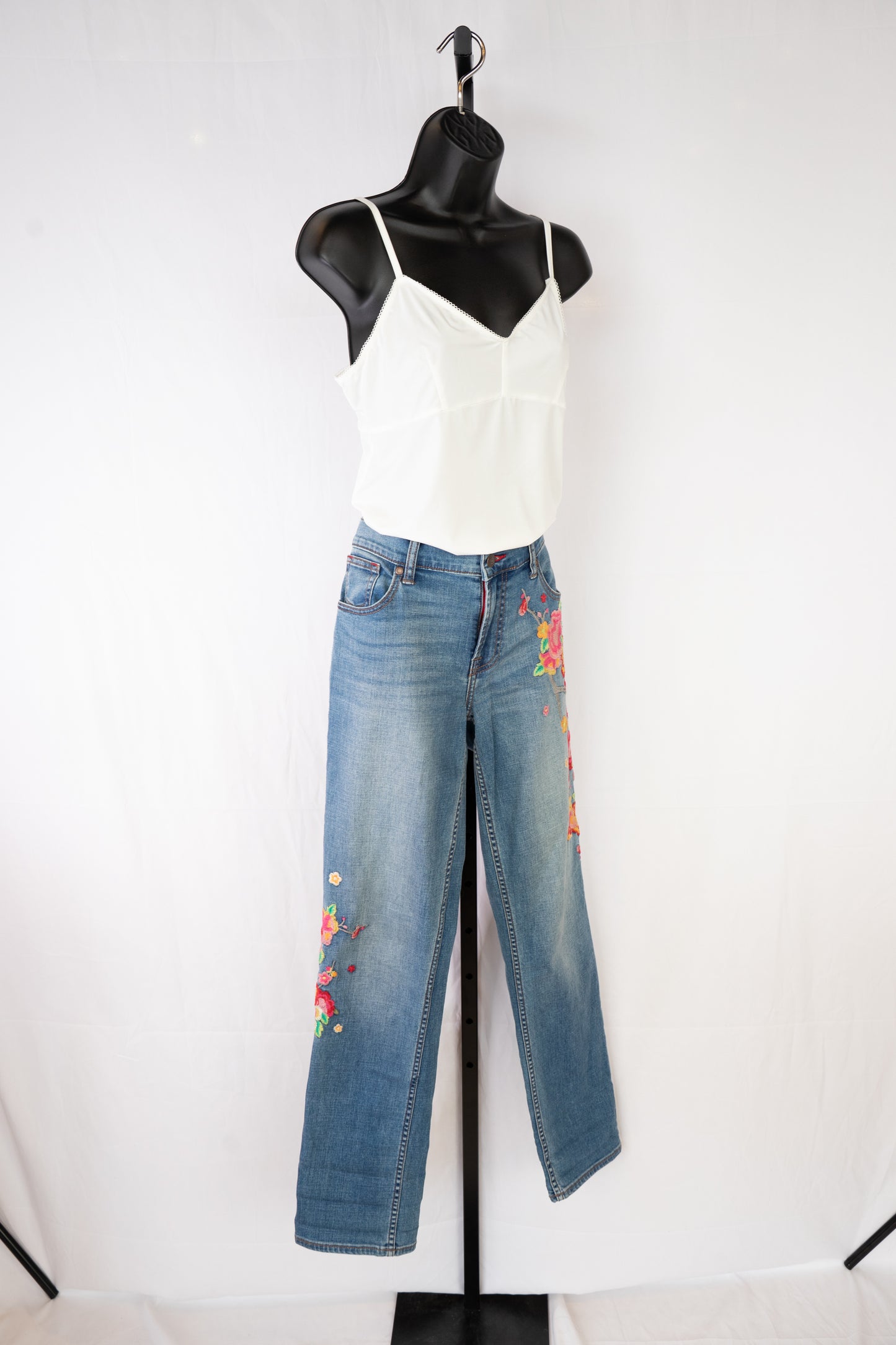 Johnny Was Medium Wash Floral Embroidered Mid-Rise Distressed Raw Boot Cut Jeans