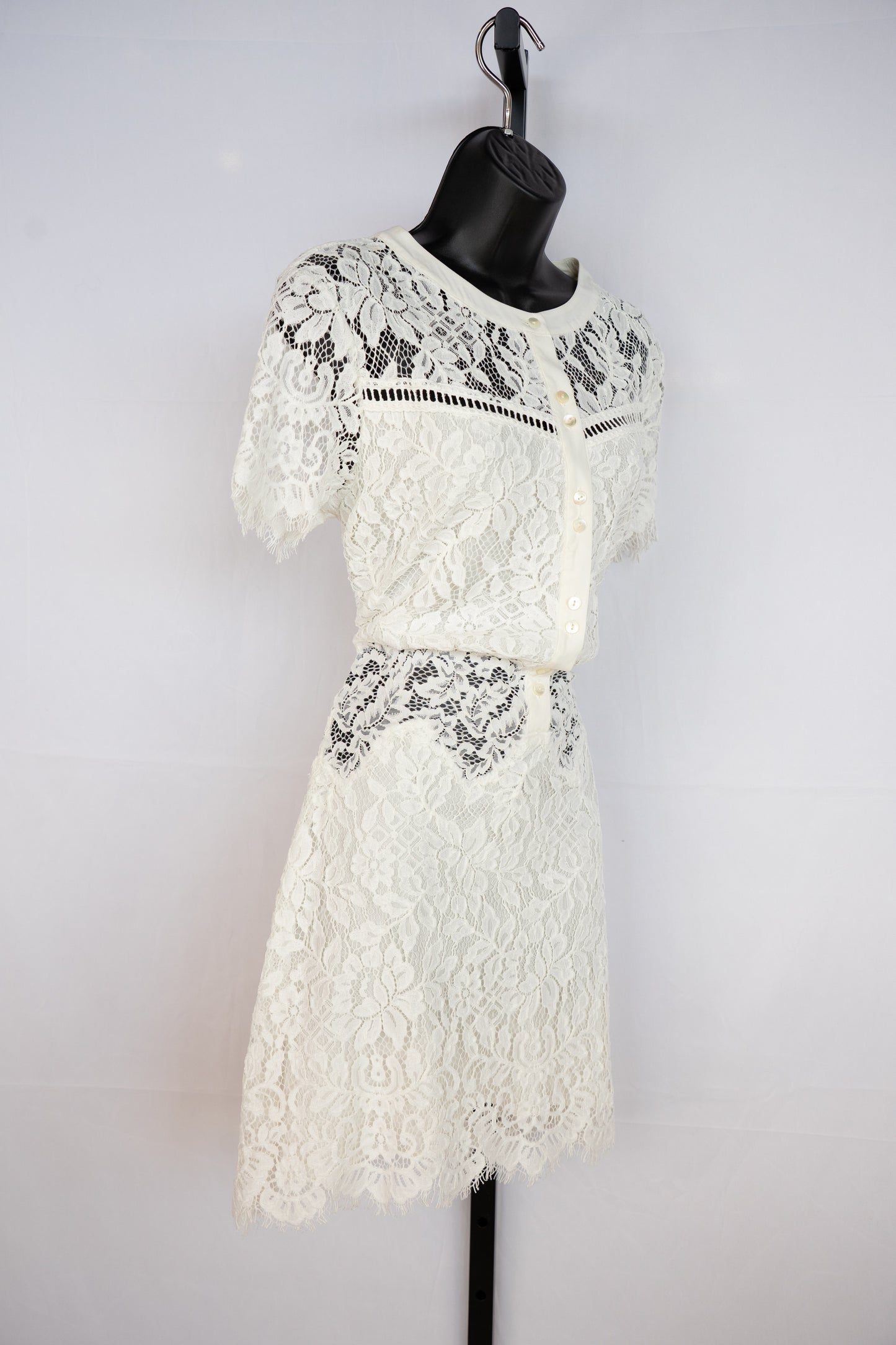 Marjolaine White Lace Short Sleeve Button Up Knee-Length Dress NWT