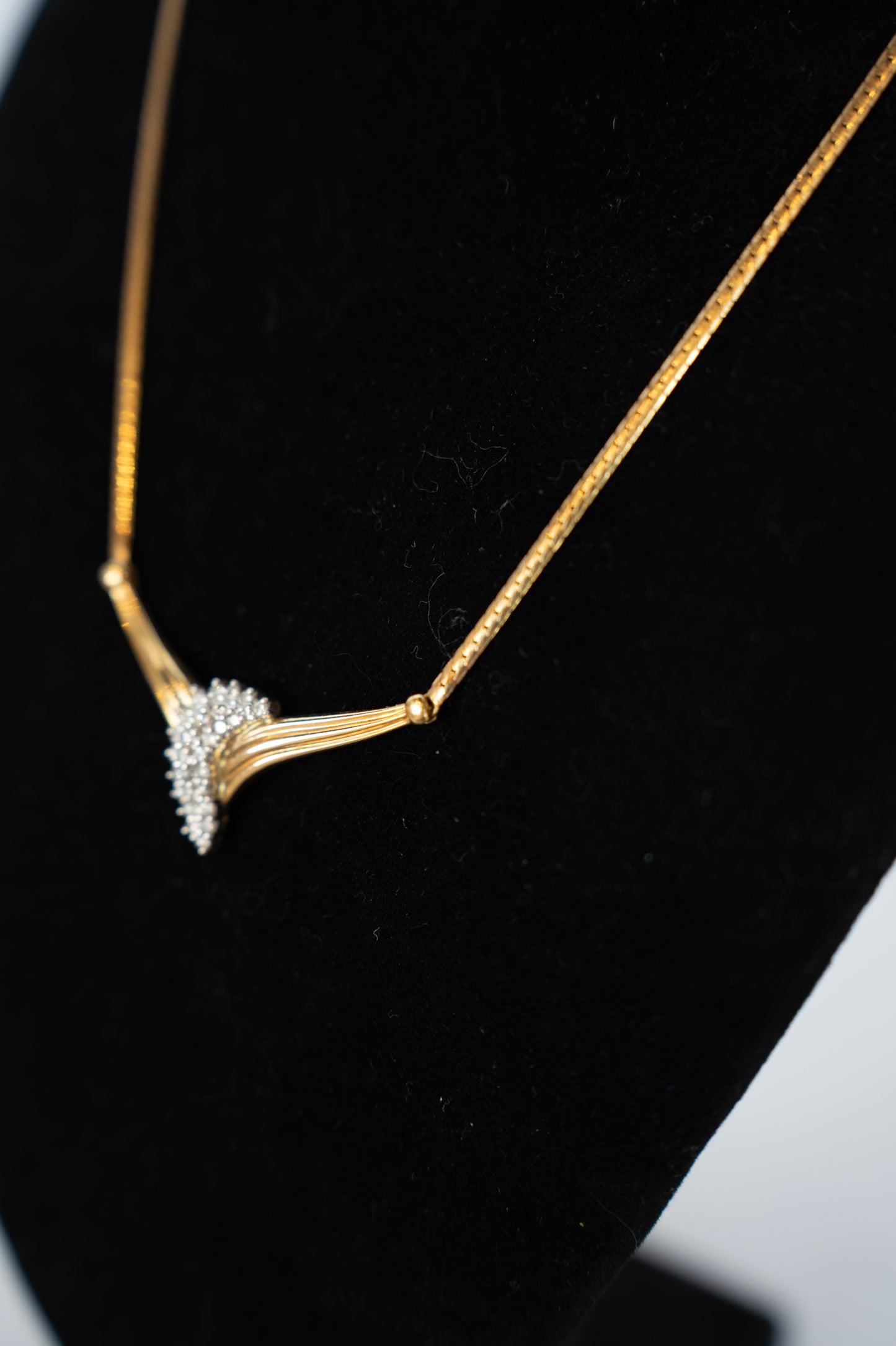 14K Gold Necklace w/ Diamond Cluster Wave