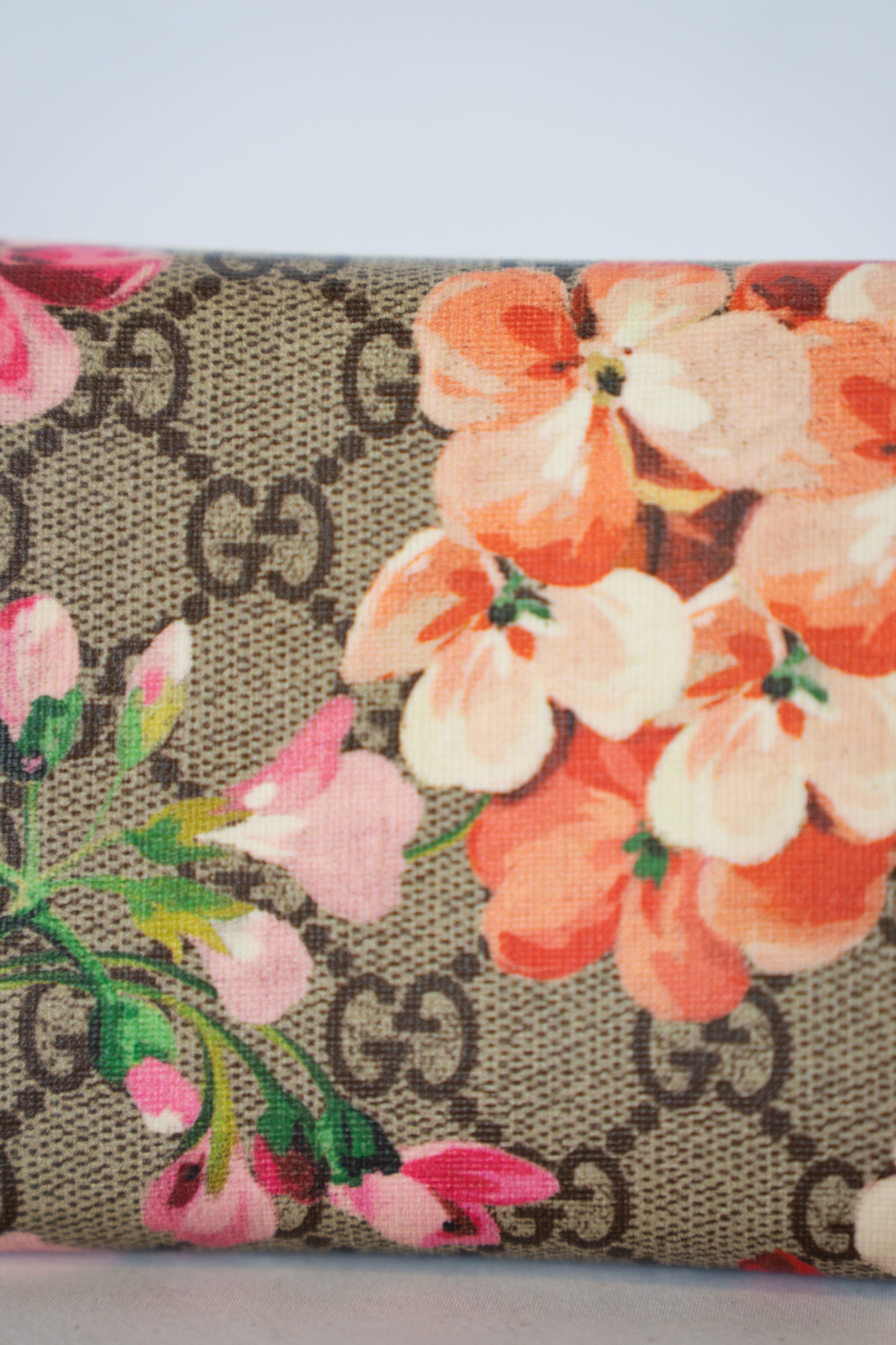 COMES WITH BOX -Gucci GG Blooms Monogram Long Bifold Button Wallet