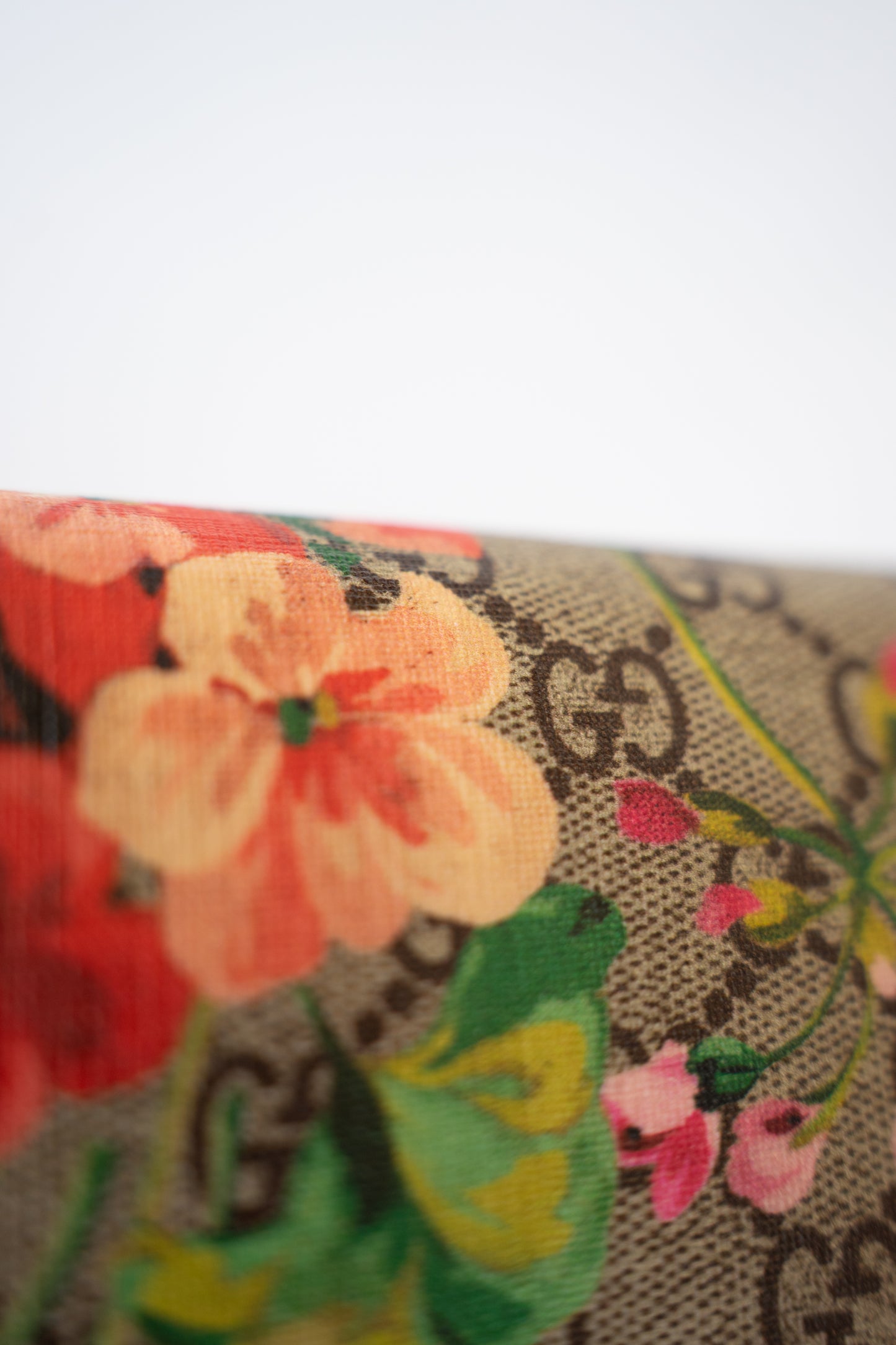 COMES WITH BOX -Gucci GG Blooms Monogram Long Bifold Button Wallet