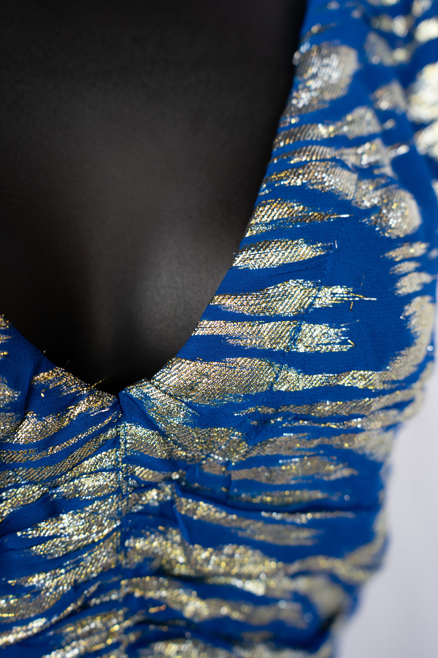 Ciebon Blue w Gold Sparkle Print Sleeveless Knee-Length Dress NWT