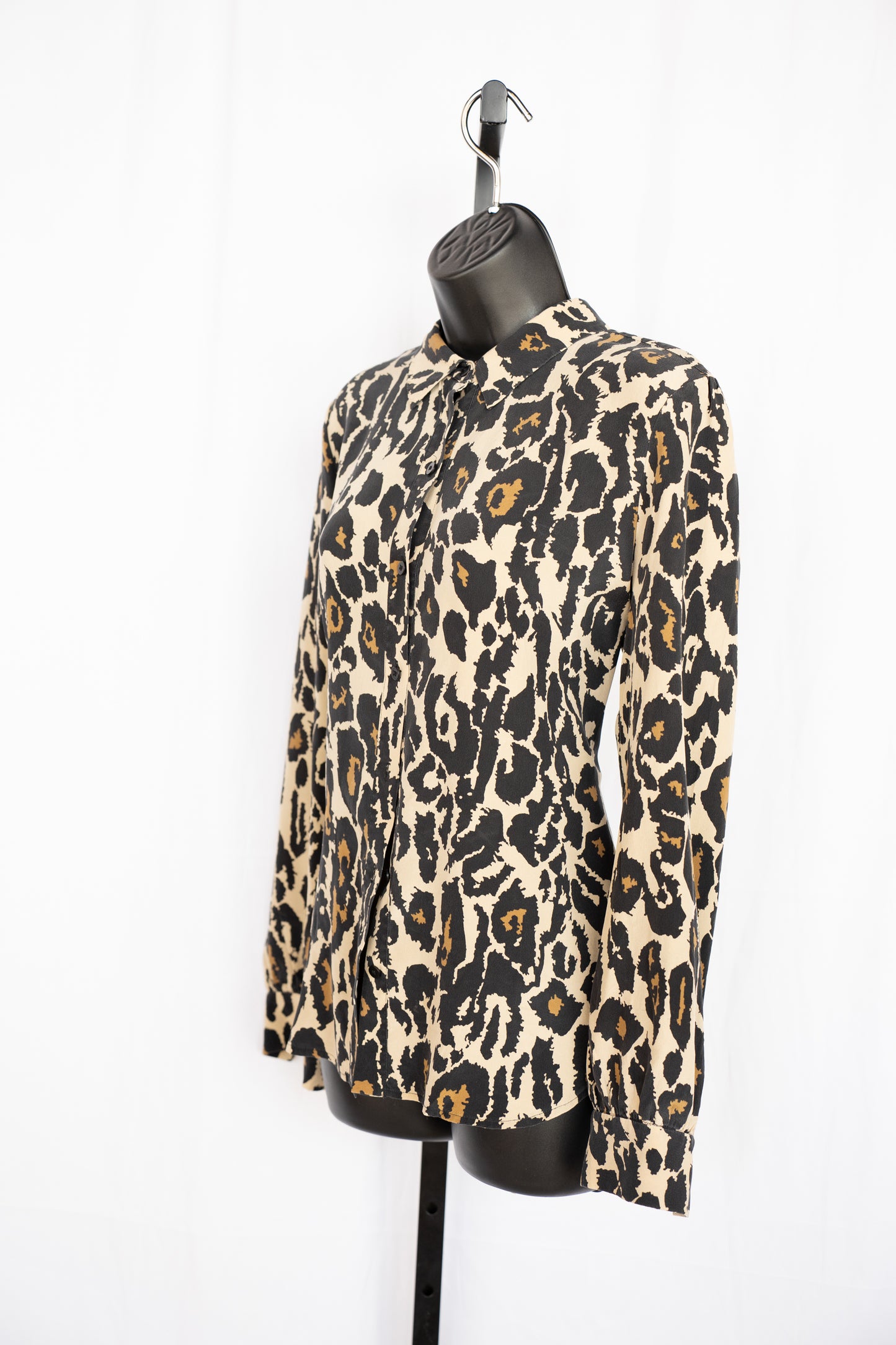 Diane Von Furstenberg Silk Brown & Black Leopard Print Long Sleeve Button Up Blouse