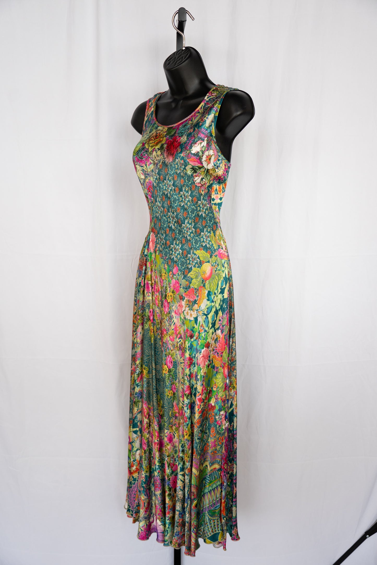 Johnny Was Floral Sleeveless Flowy Maxi Dress