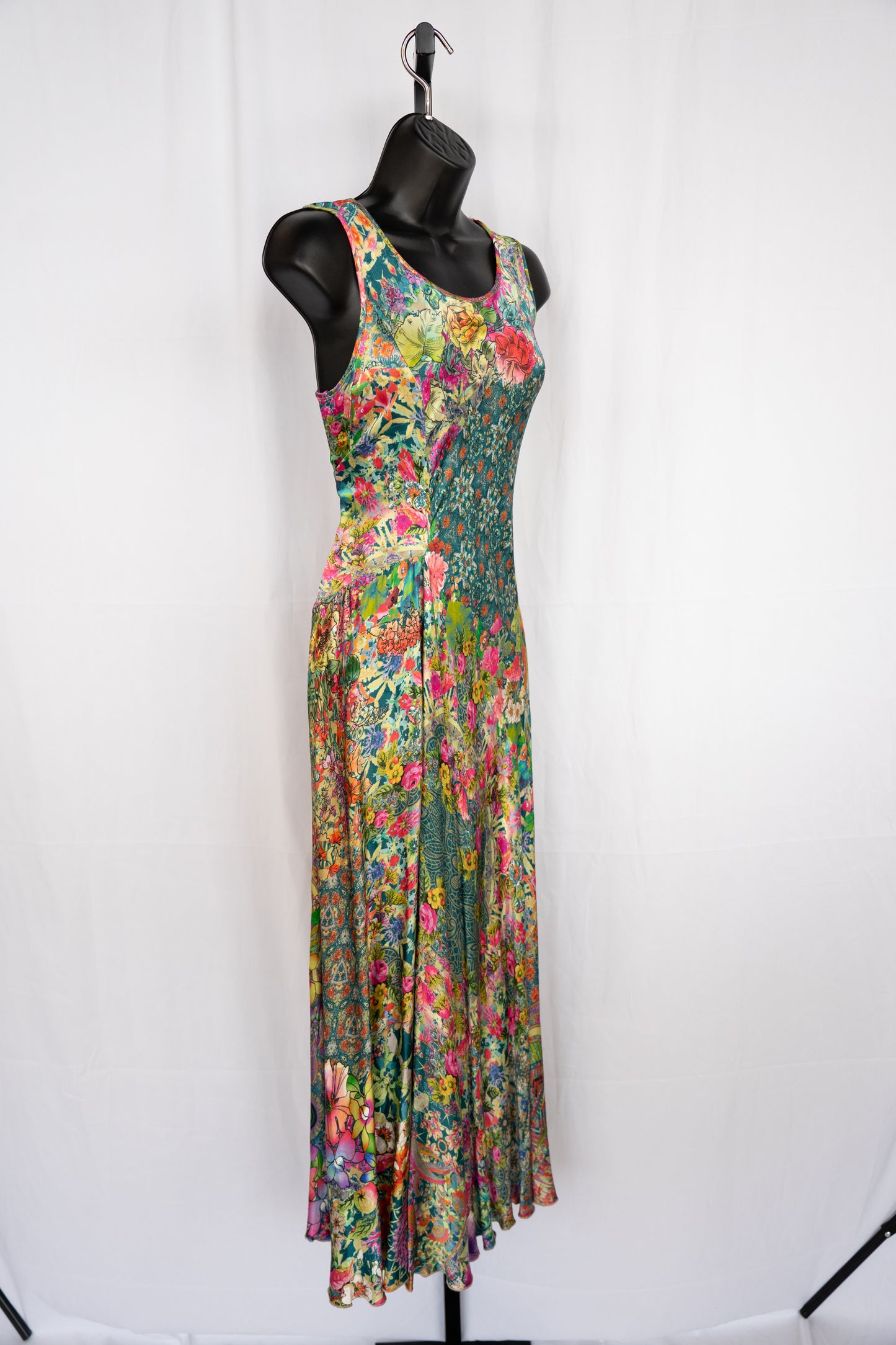 Johnny Was Floral Sleeveless Flowy Maxi Dress