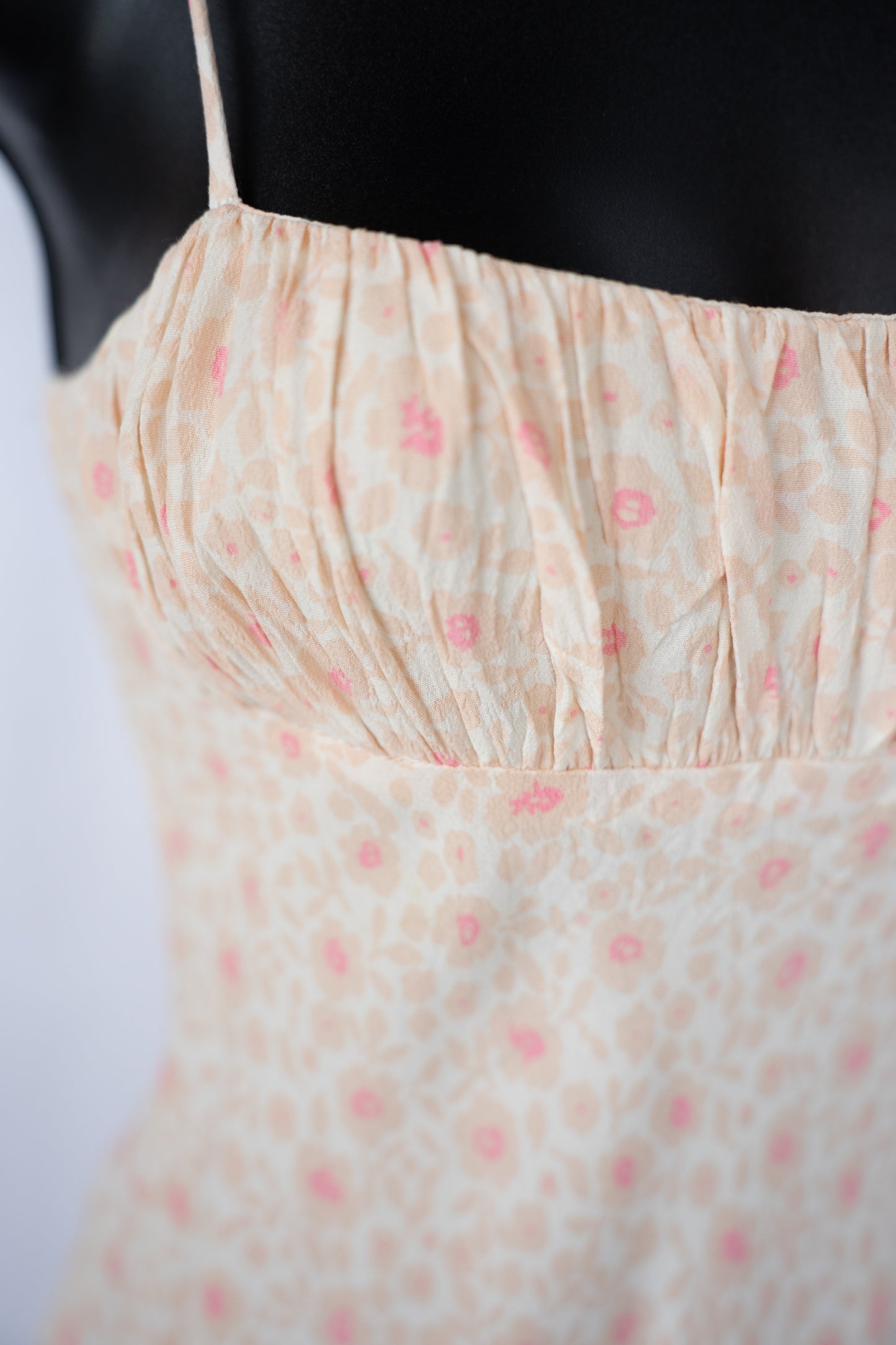 Olivaceous Luxe Beige Pink Floral Sleeveless Mini Dress NWT