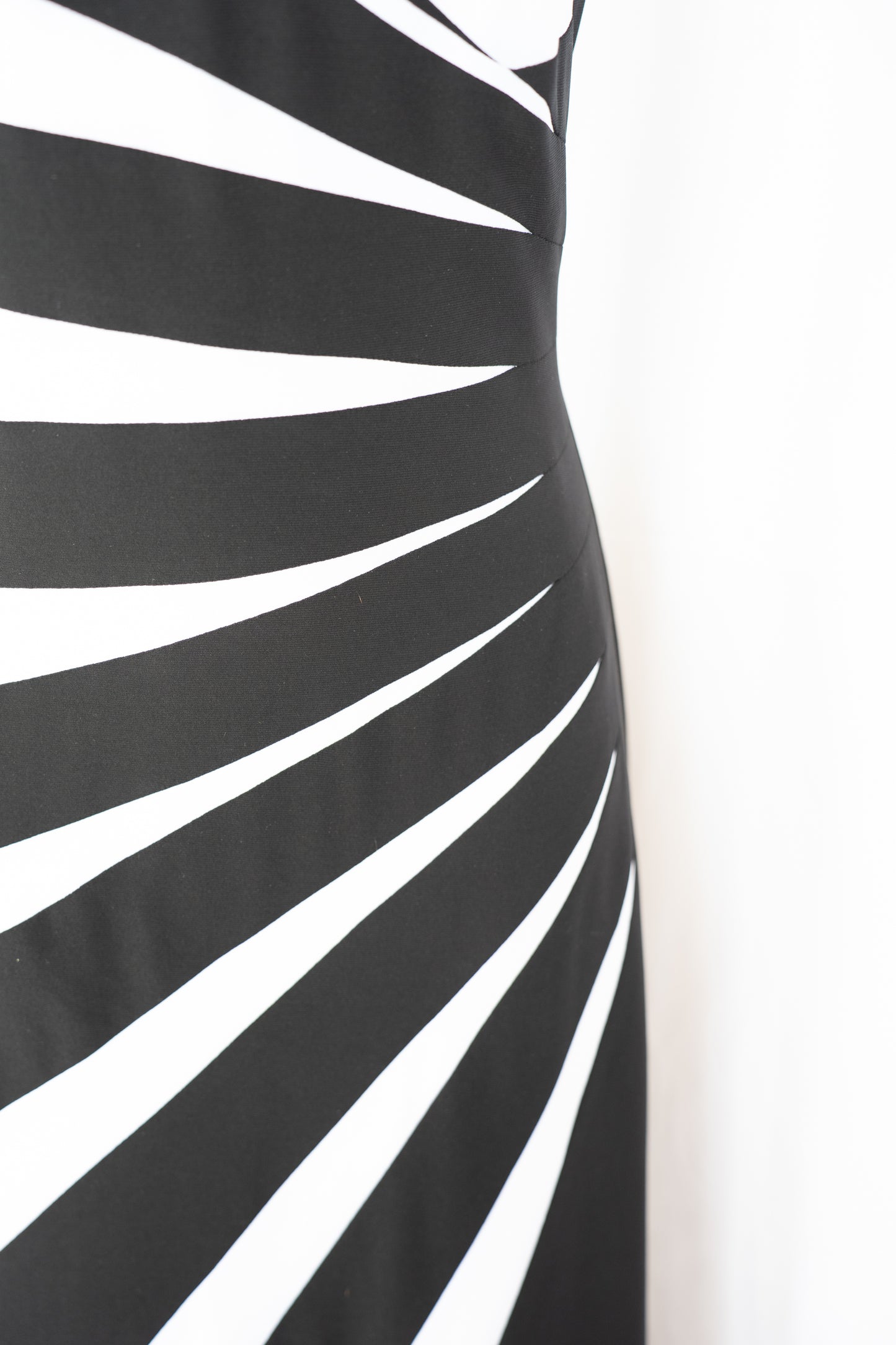 Joseph Ribkoff Black & White Stripe Sleeveless Maxi Dress NWT