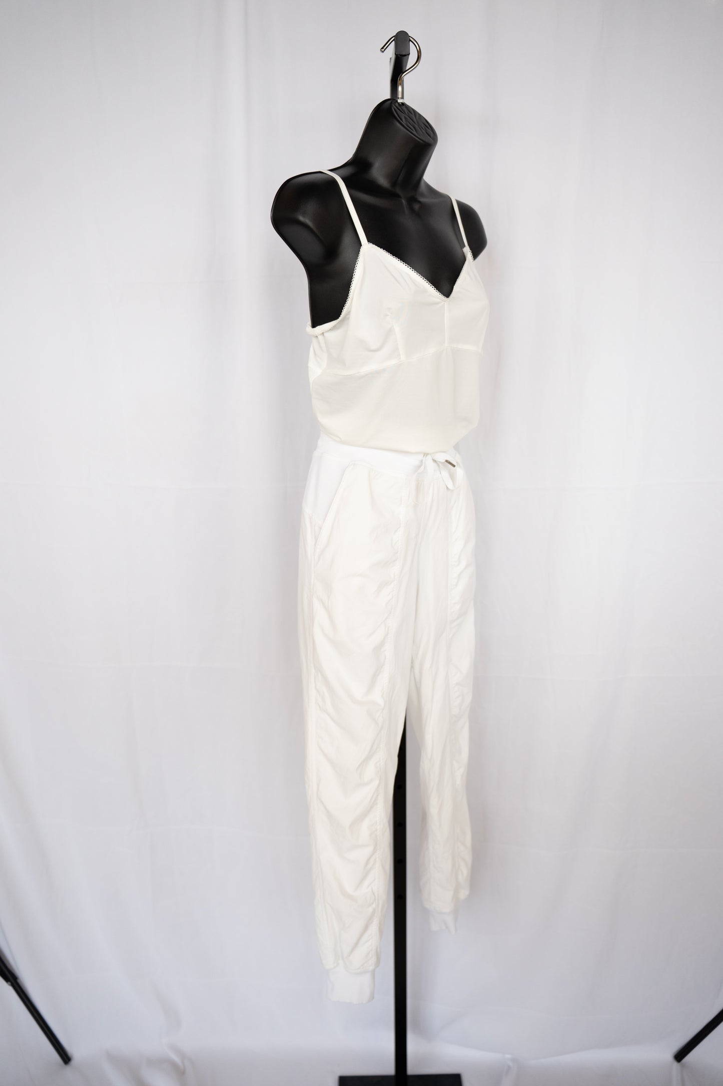 Lululemon White Ruched Relaxed Fit Joggers