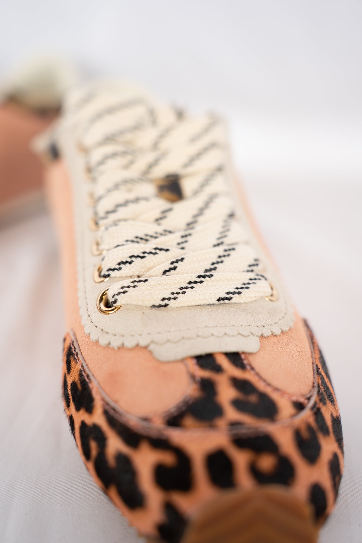 Kurt Geiger Pink Leopard Print Zebra Low Rise Sneakers w Logo