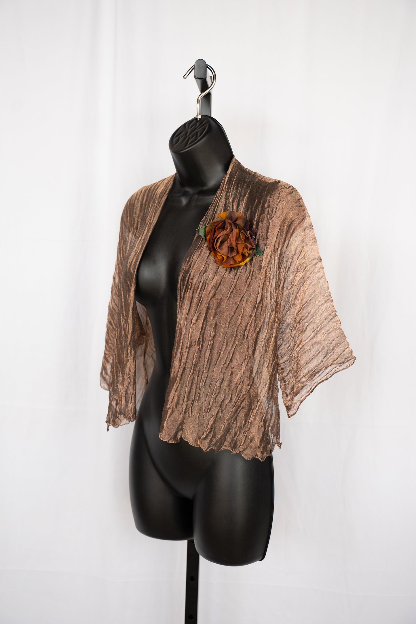 Hooh Designs Gold Metallic Drape Sleeve Shawl w Brooch