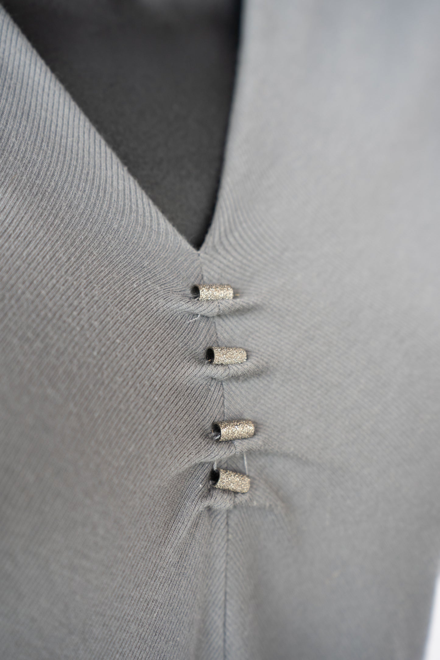 Brunello Cucinelli Grey V-Neck Signature Bead Short Sleeve Top