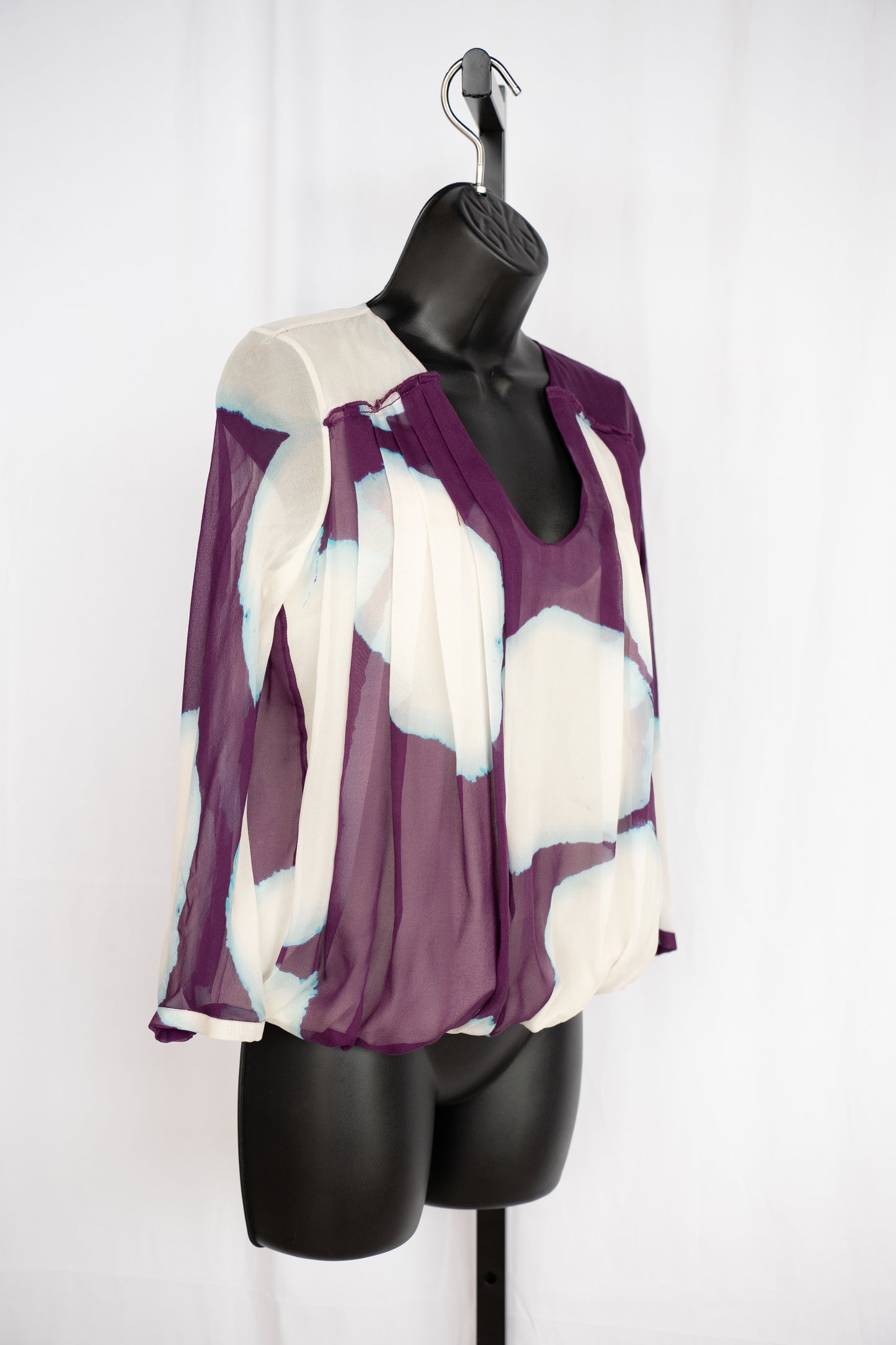 DVF Silk Purple & White Print U-Neck Long Sleeve Blouse