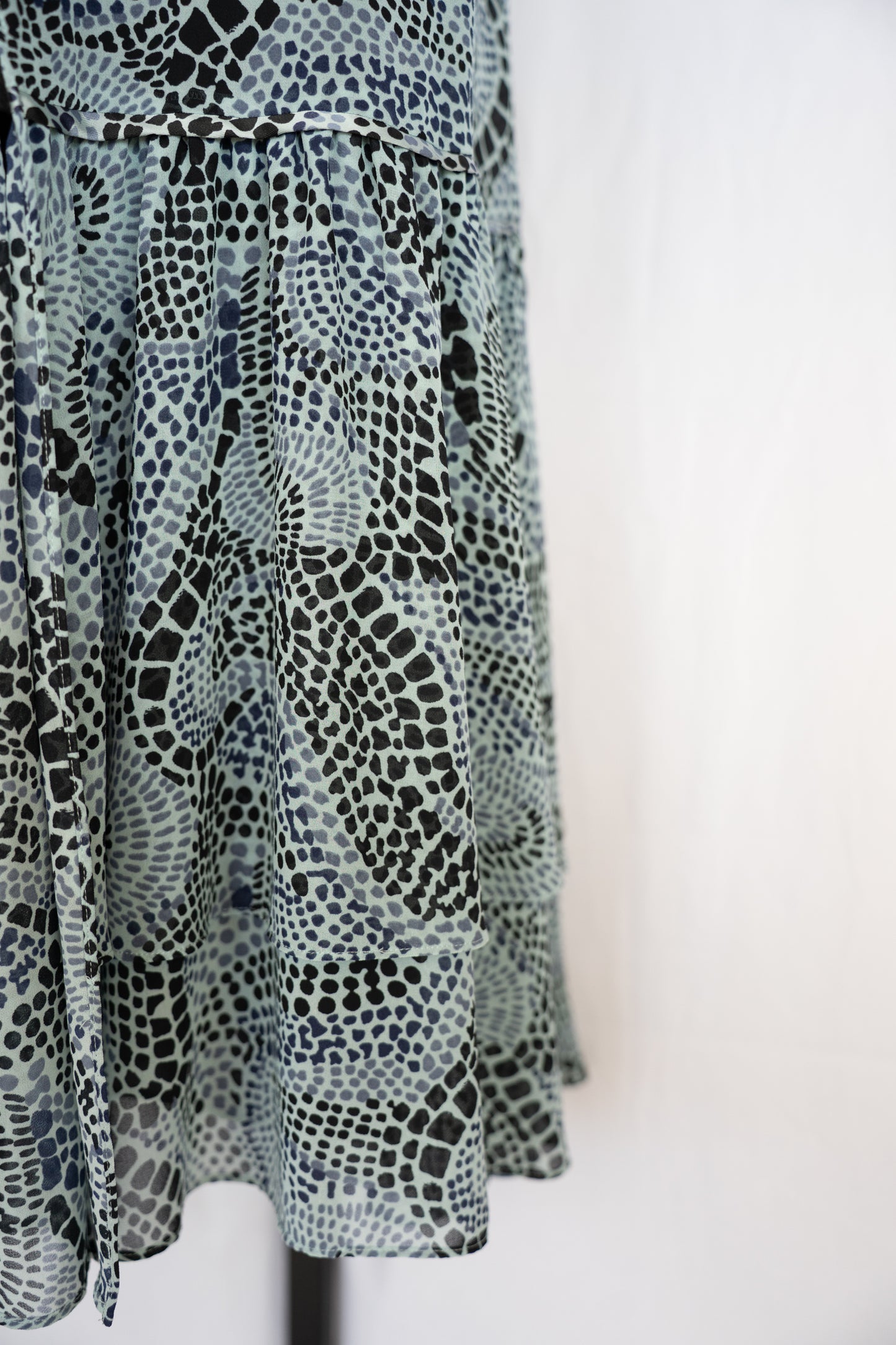 Cinq a Sept Blue & Navy Print Cross front Sleeveless Ruffle Midi Dress
