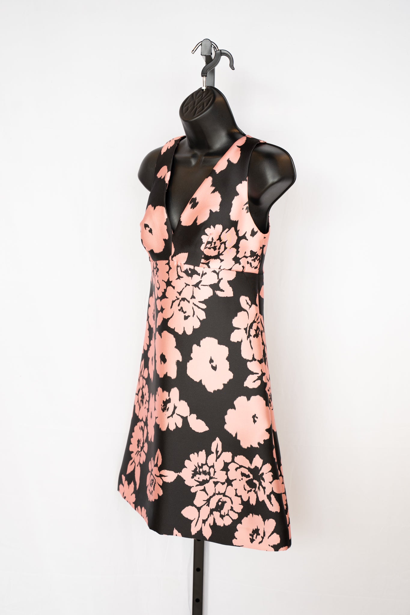 Milly Charcoal Black w Pink Floral Sleeveless V-Neck Knee-Length Dress