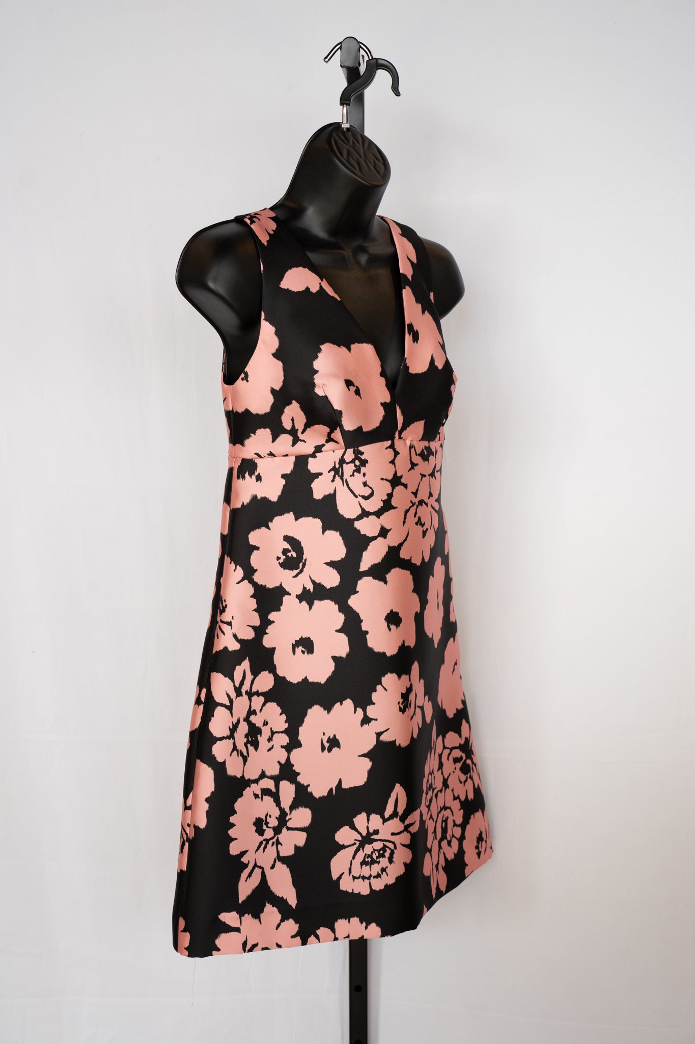Milly Charcoal Black w Pink Floral Sleeveless V-Neck Knee-Length Dress