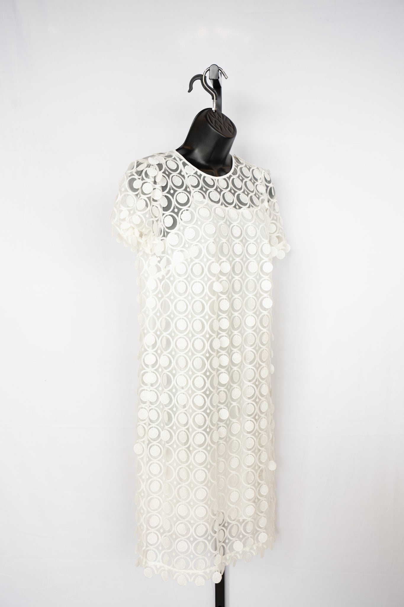 MICHAEL Michael Kors White Mesh w Circular Fringe Short Sleeve Knee-Length Dress