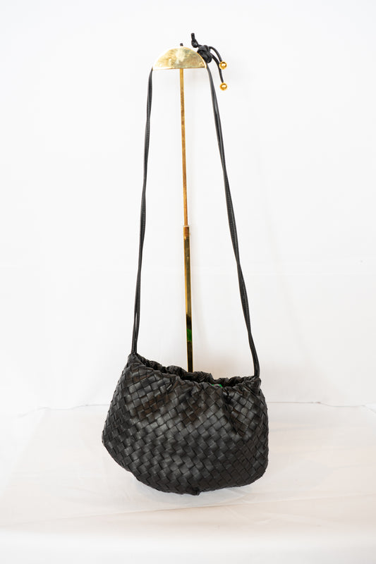 Bottega Veneta SM Black Leather Woven Convertible Bulb Bag w Dustbag
