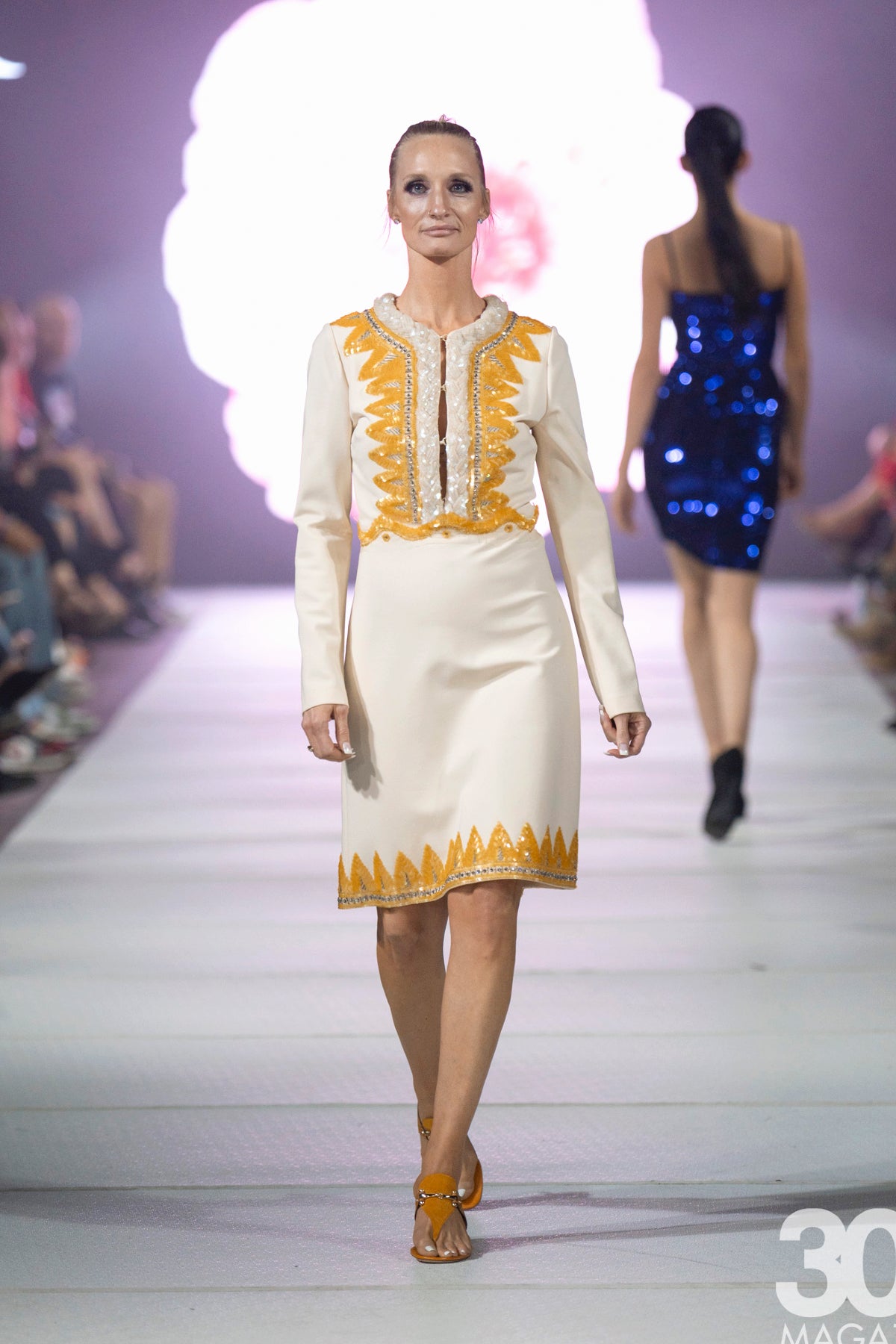 Gucci Cream w Yellow Crystal Embellished Tri-Clasp Long Sleeve Dress NWT