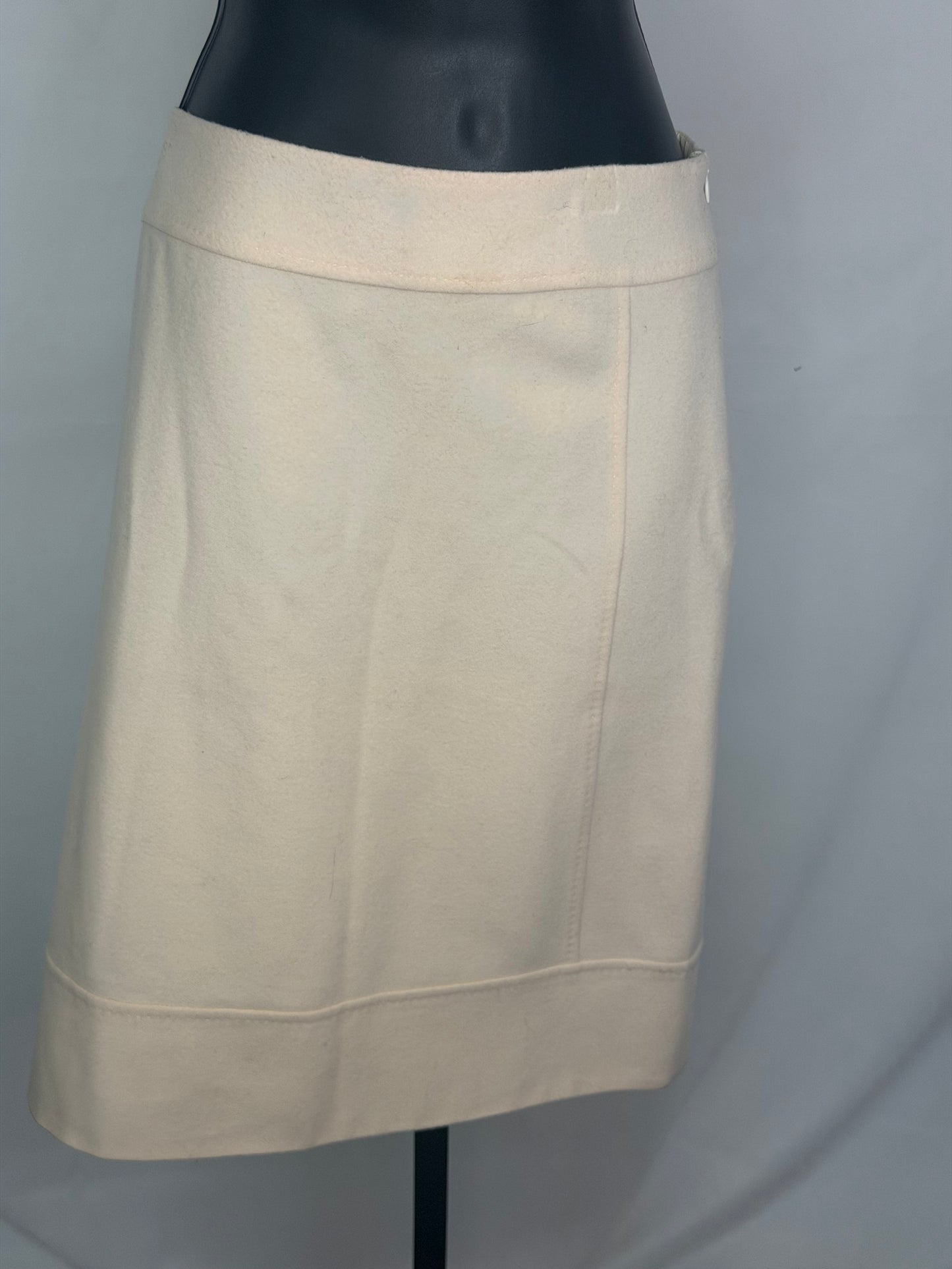 Weekend Max Mara Cream Wool Knee-Length Skirt
