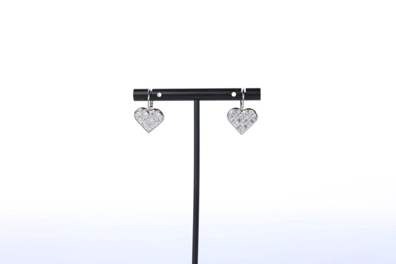 18k White Gold Danging Diamond Heart Earrings