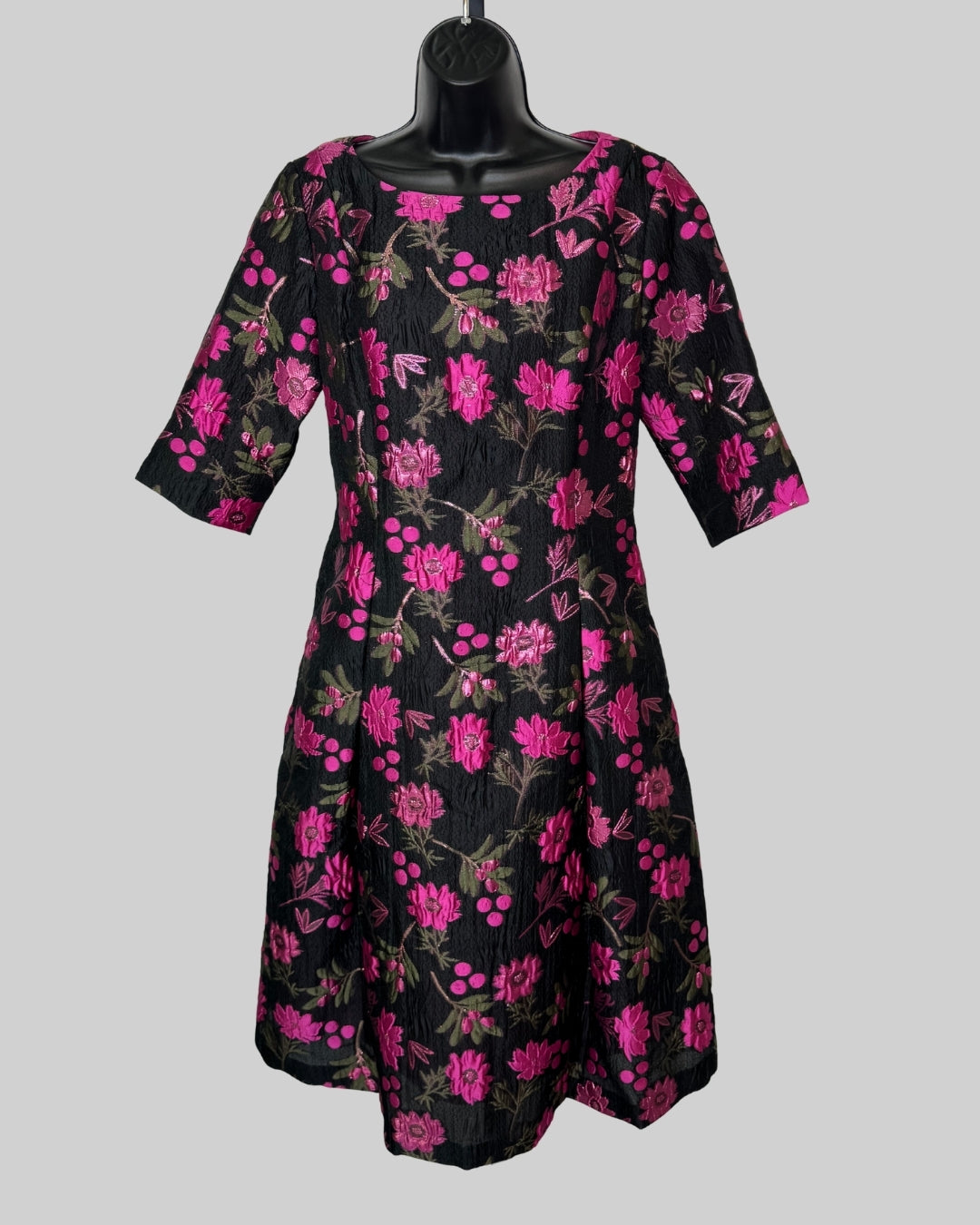 Sara Campbell Black w/ Fuchsia Floral Print 1/2 Sleeve Knee Length Dress NWT