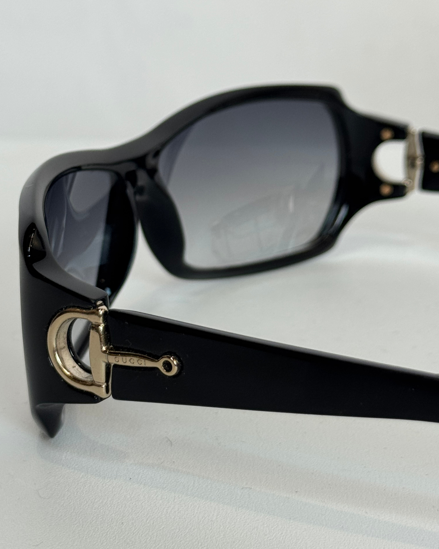 Gucci Black Sunglasses w/ Case (Style: GG2574/S D28LF)