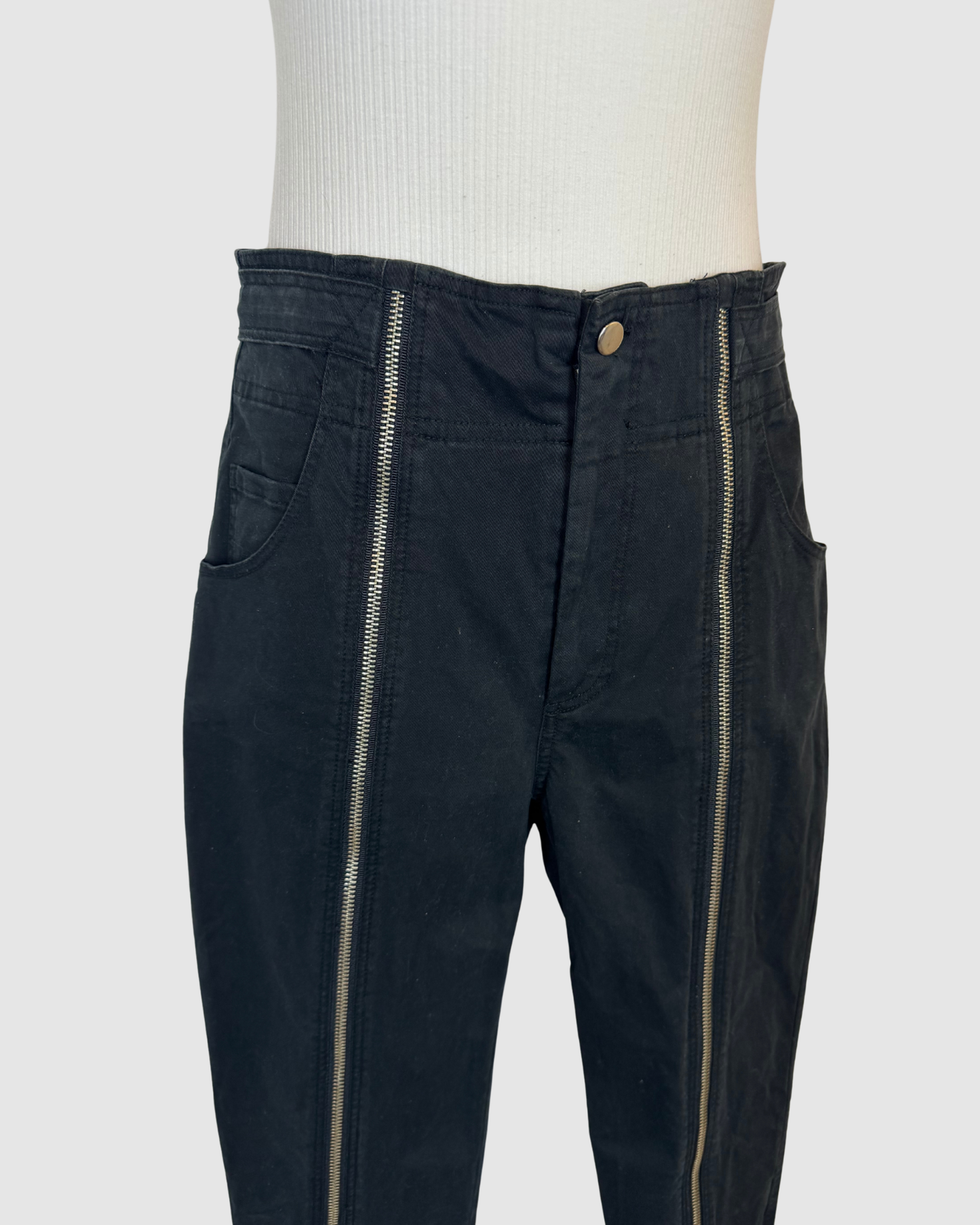 ALC Black Denim Straight Leg Jeans w Zipper Detail