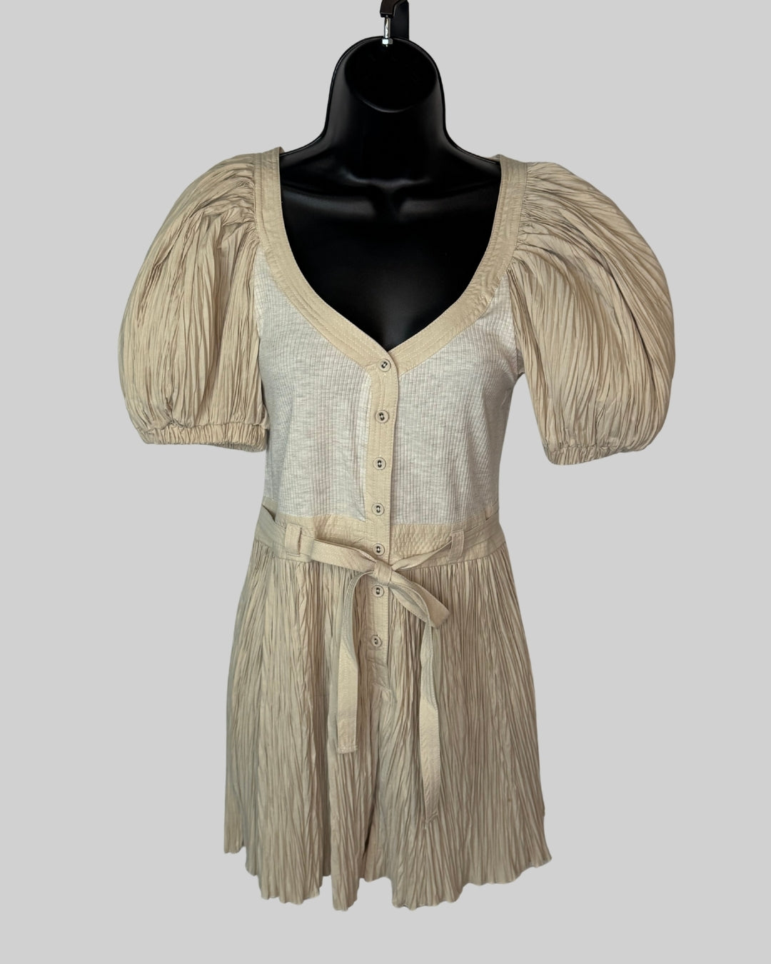 Ulla Johnson Light Tan Short Puff Sleeve Pleated Detail Button Mini Romper w Tie Waist