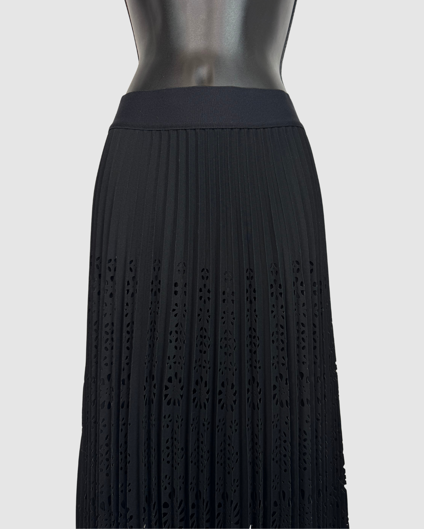 Elie Tahari Black Pleated Eyelet Midi Skirt NWT