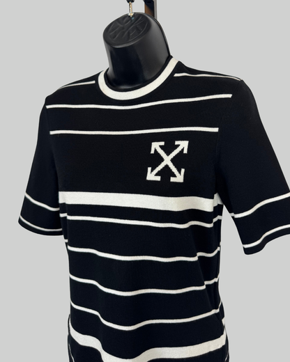 Off-White Black w White Stripe Half Sleeve Crew Neck "Arrow" T-Shirt NWT