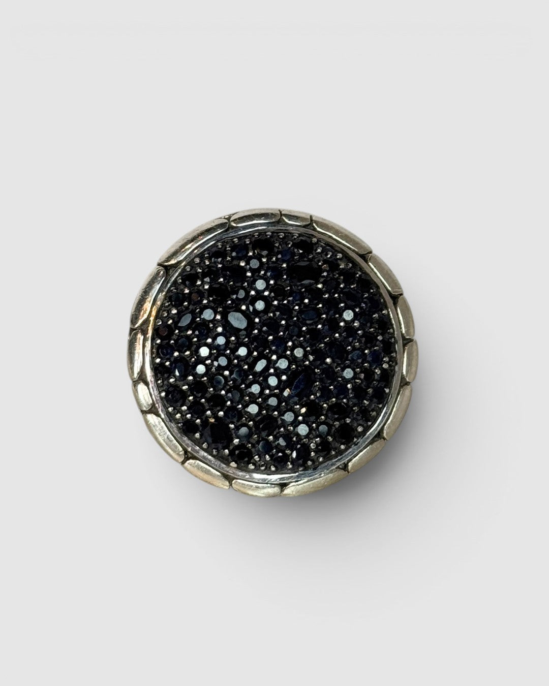 John Hardy Sterling Silver Kali Pebble Blue/Black Sapphire Disc Ring