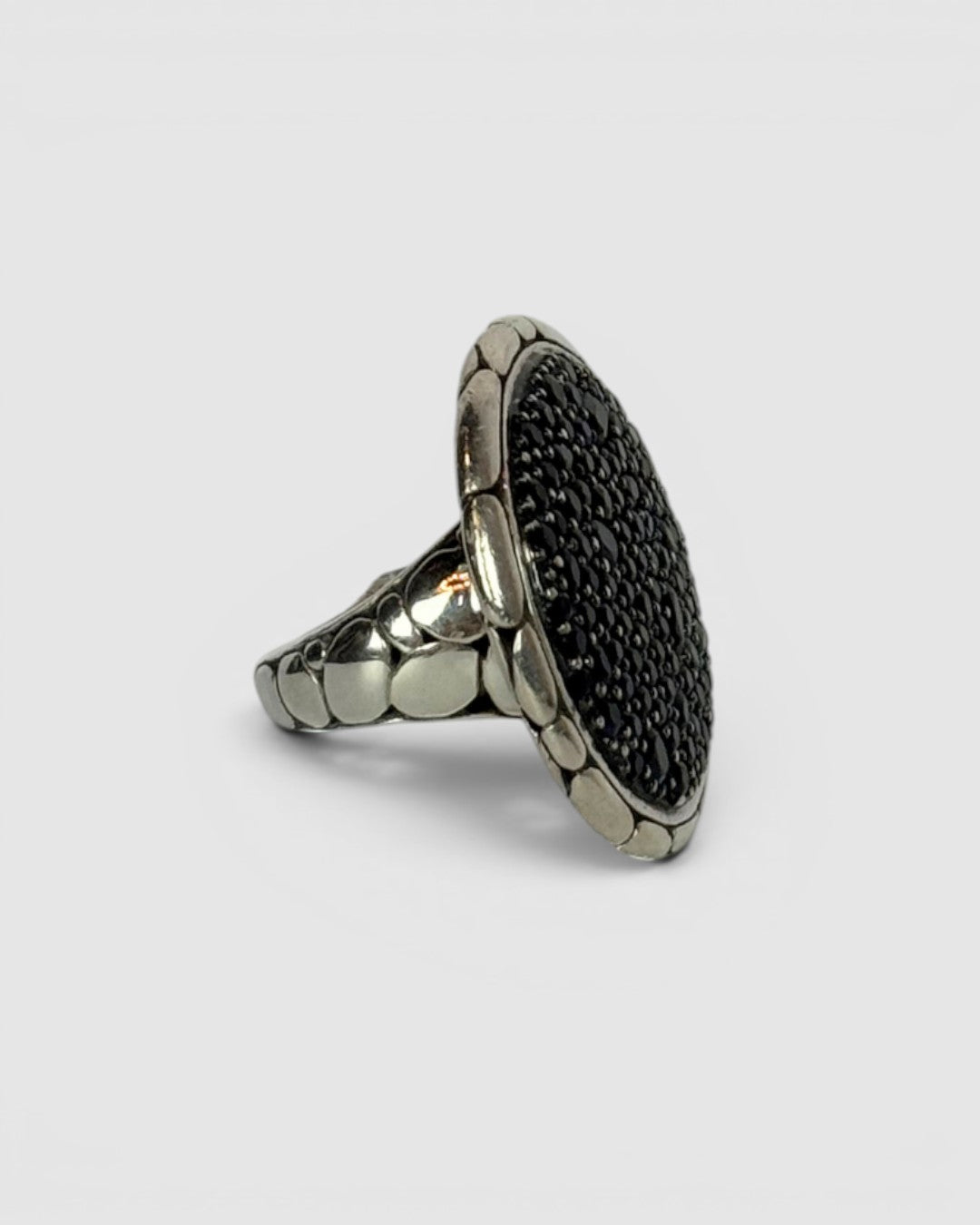 John Hardy Sterling Silver Kali Pebble Blue/Black Sapphire Disc Ring