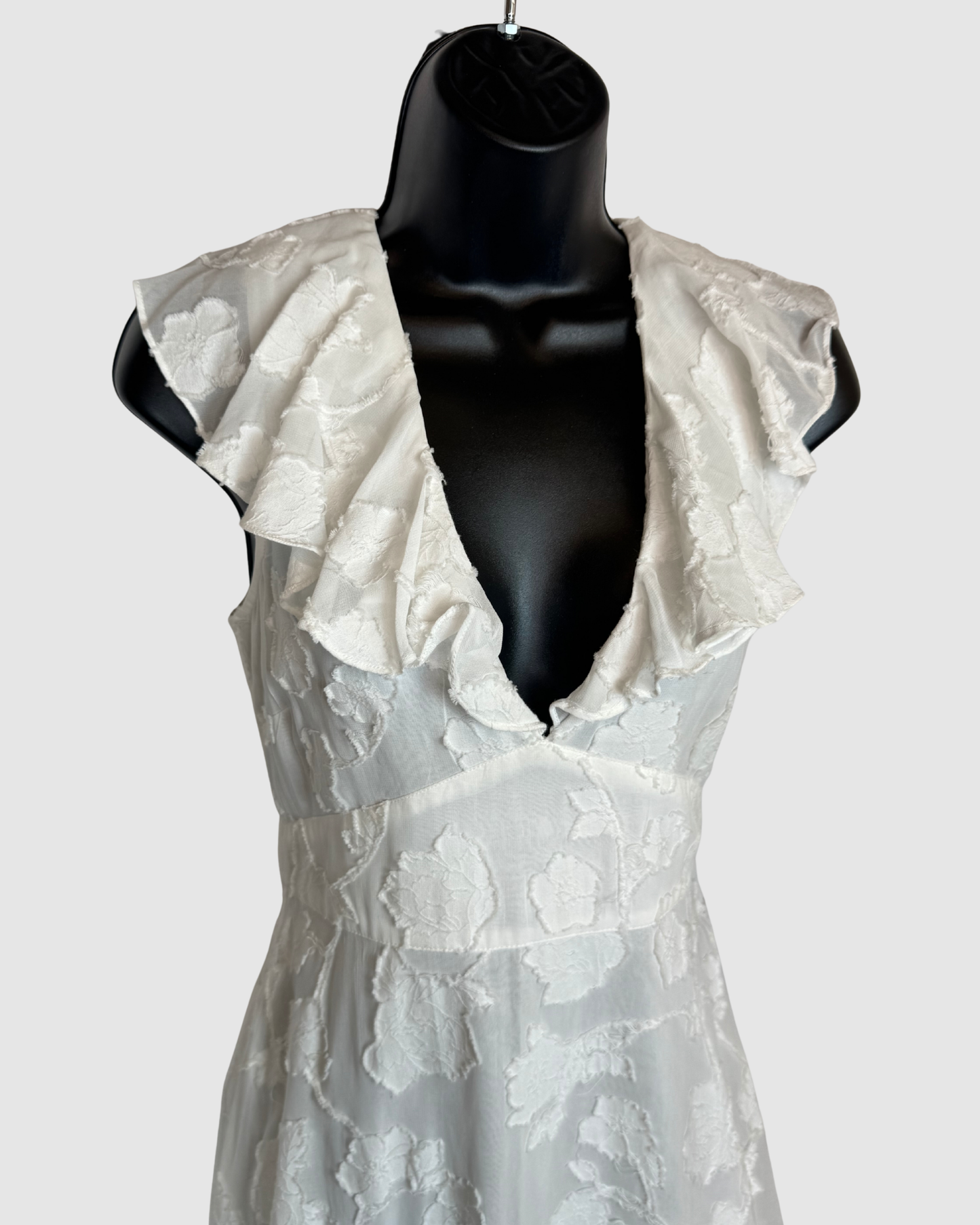 Joie White w Floral Texture Ruffle V-Neck Cap Sleeve Midi Dress w Tie Back