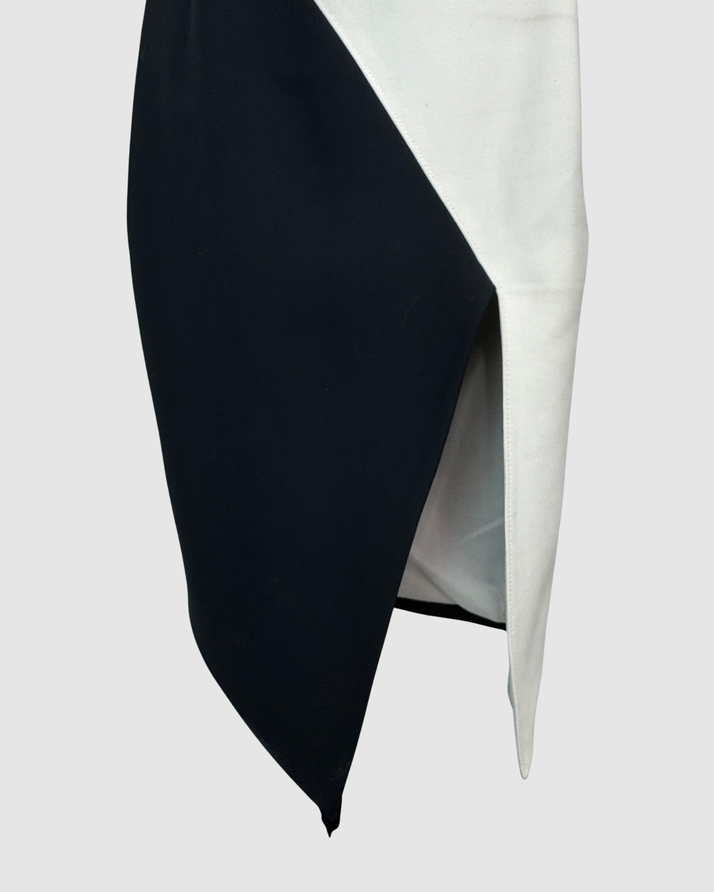 Elizabeth & James Black & White Color Block High Neck Sleeveless Asymmetrical Dress