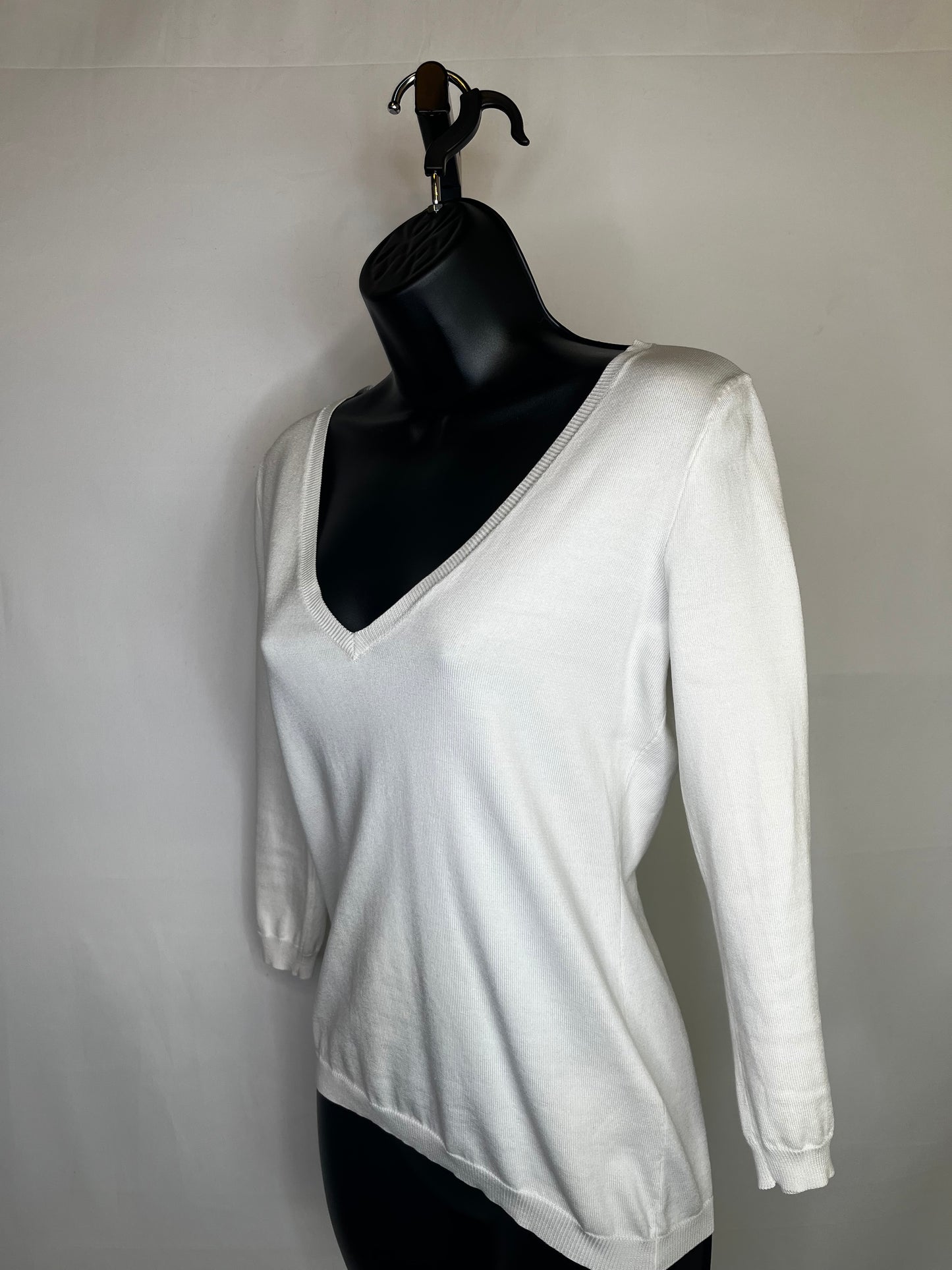 Ralph Lauren White V-Neck 3/4 Sleeve Top