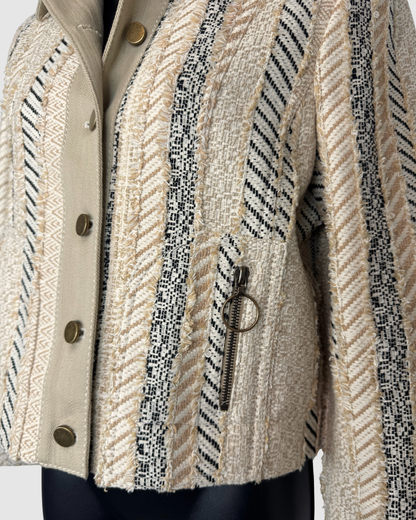 Akris Punto Tan & Beige Tweed w Fringe Button Up Jacket w Zip Pockets