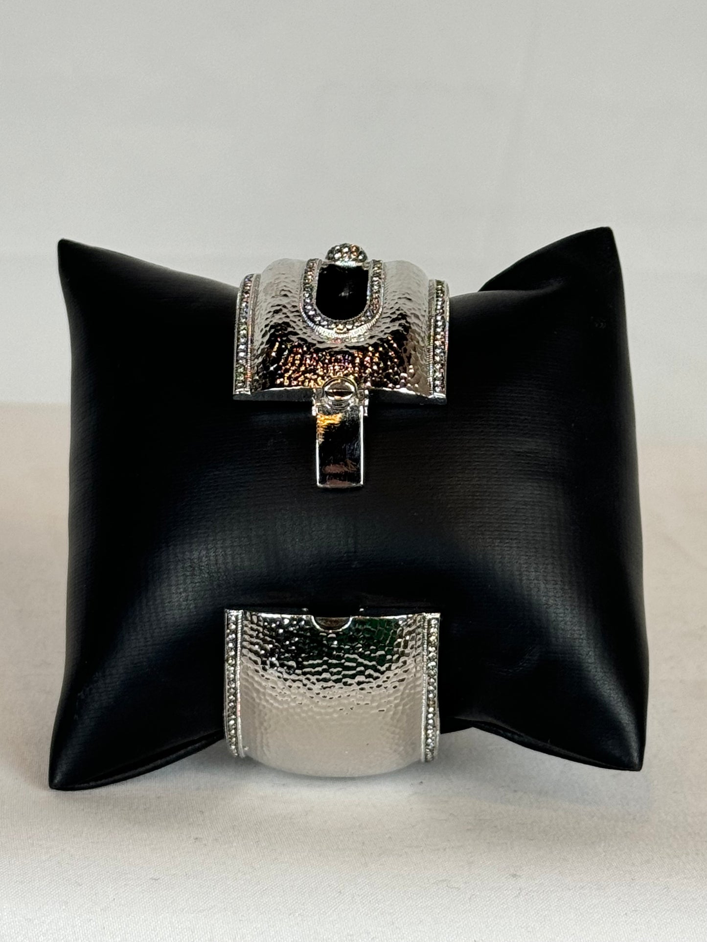 Silver Tone Metal Hinge Cuff Bracelet w Hammered Texture & Crystal Accent