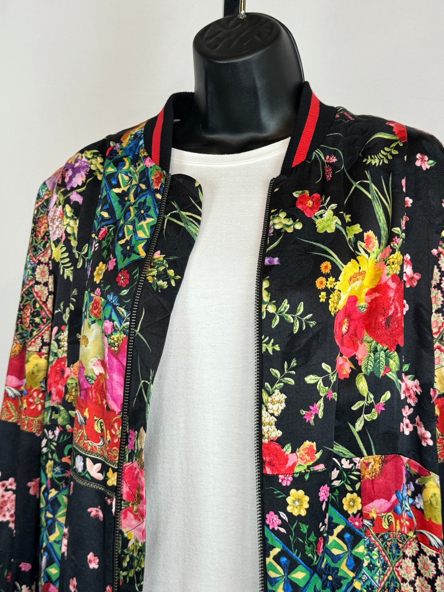 Alice + Olivia Black Multicolor Floral Zip Up Bomber Jacket